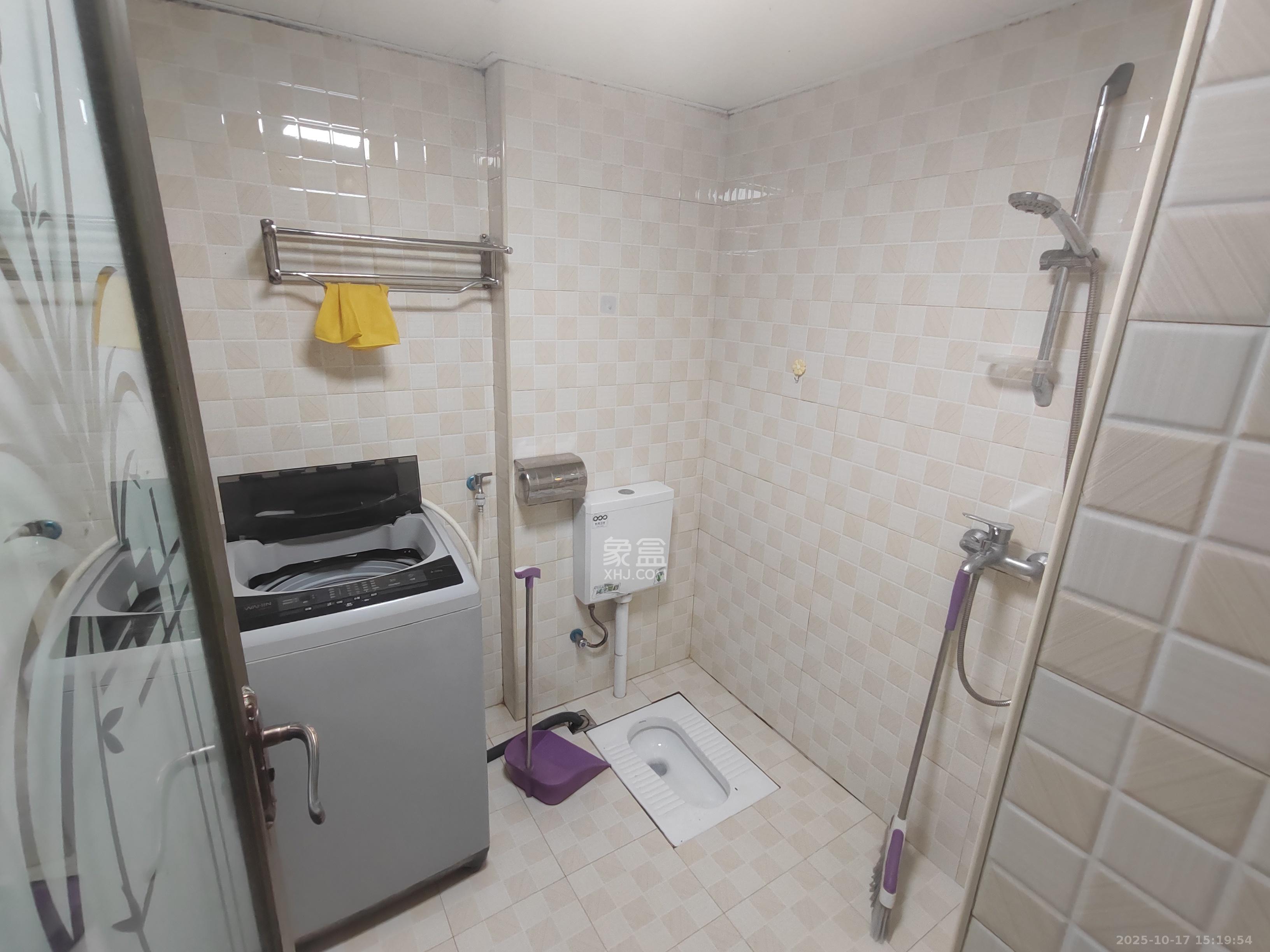 和馨园  1室1厅0卫    1300.0元/月室内图