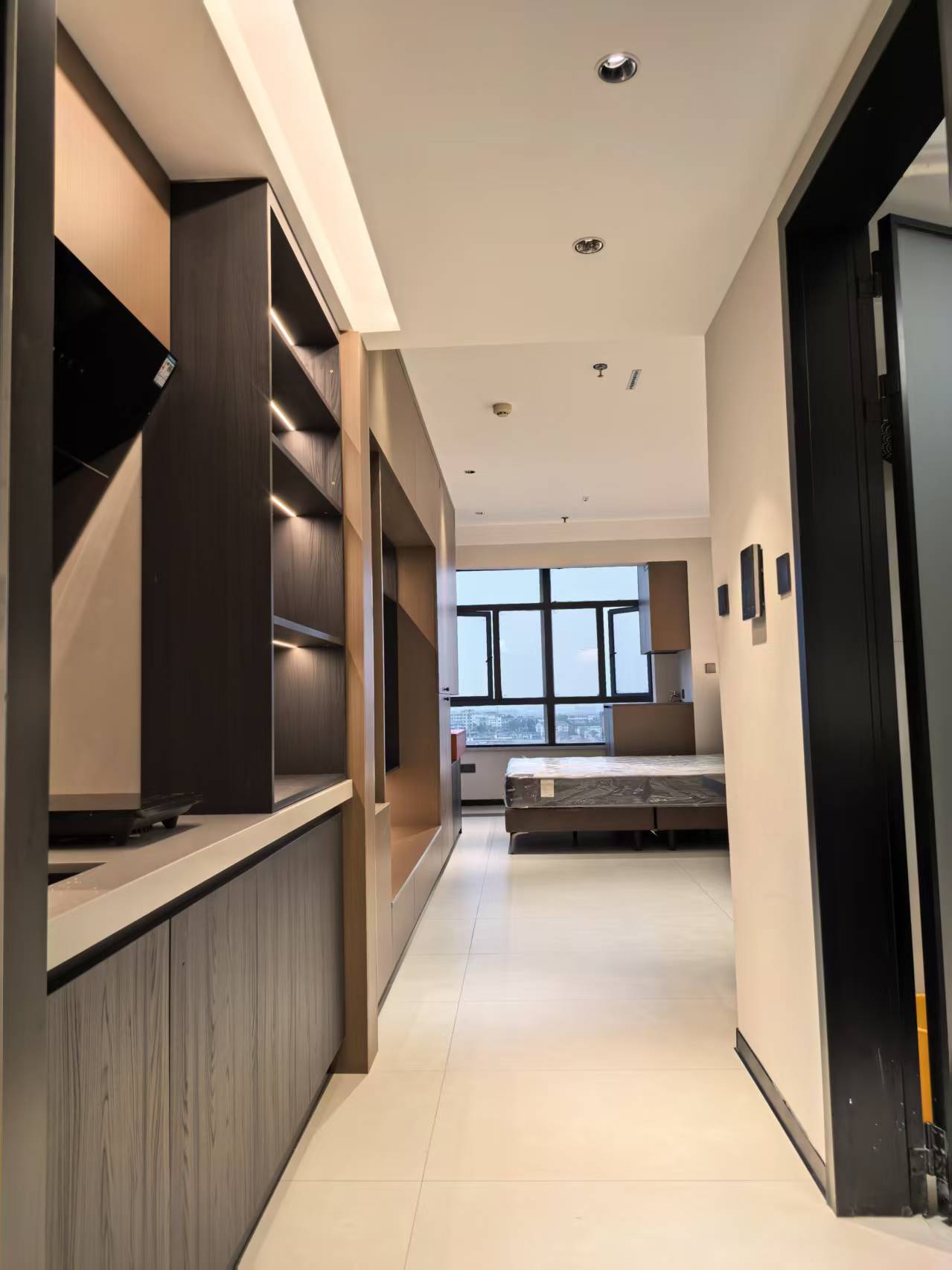 梓山湖公馆  1室1厅1卫    1680.0元/月 梓山湖公馆  1室1厅1卫    1680.0元/月室内图