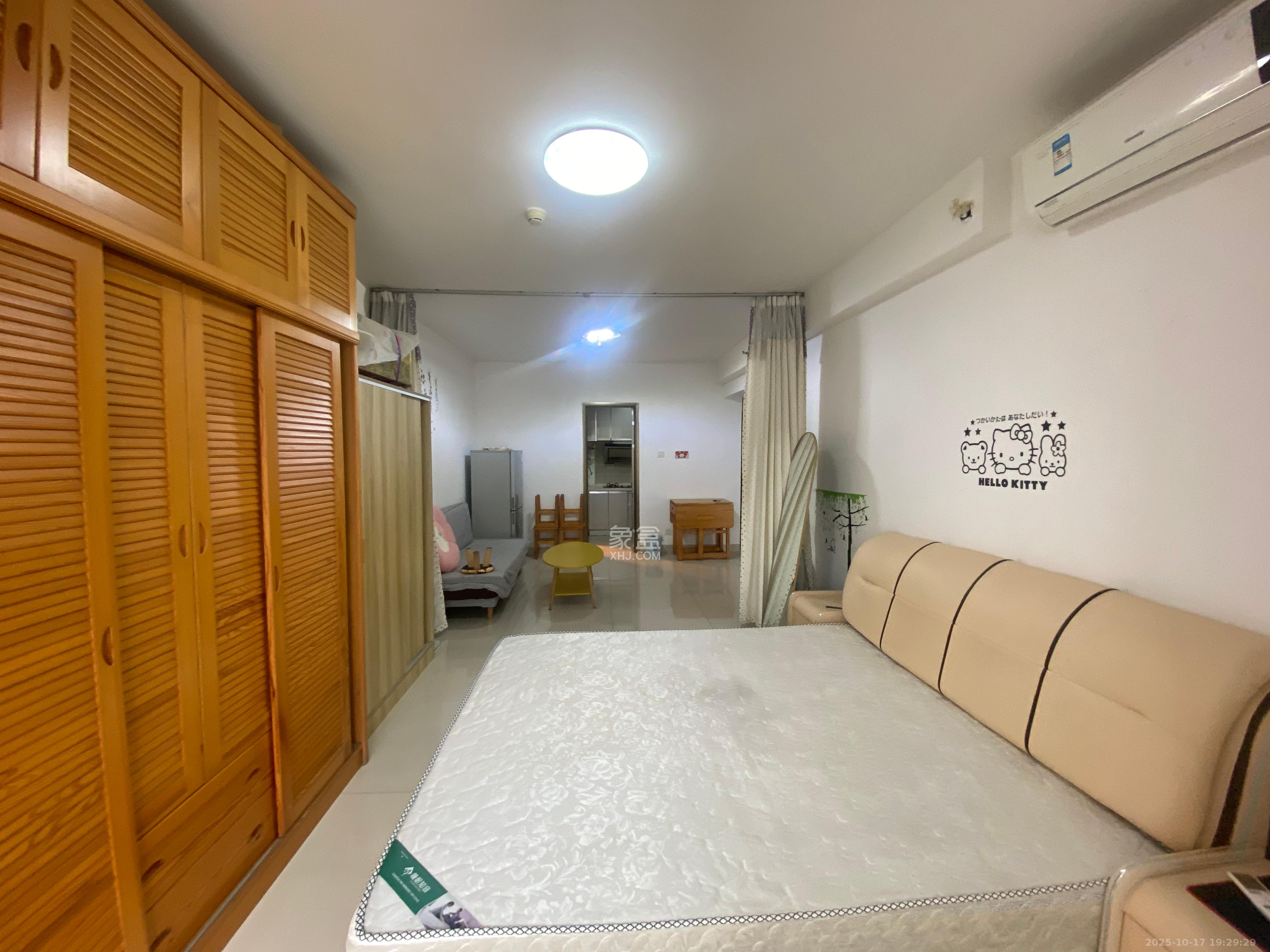 少帅府 1室1厅1卫 2200.0元/月 少帅府 1室1厅1卫 2200.0元/月室内图