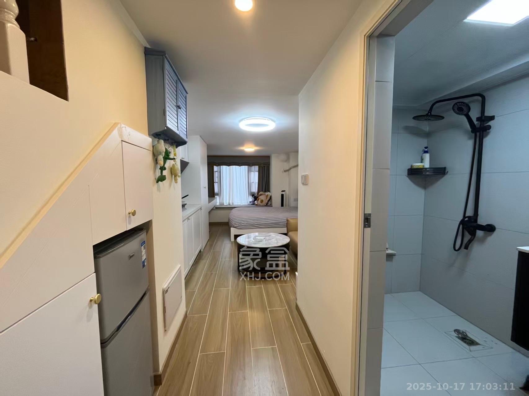 时代MOMA云PARK  2室2厅2卫    2600.0元/月 时代MOMA云PARK  2室2厅2卫    2600.0元/月室内图