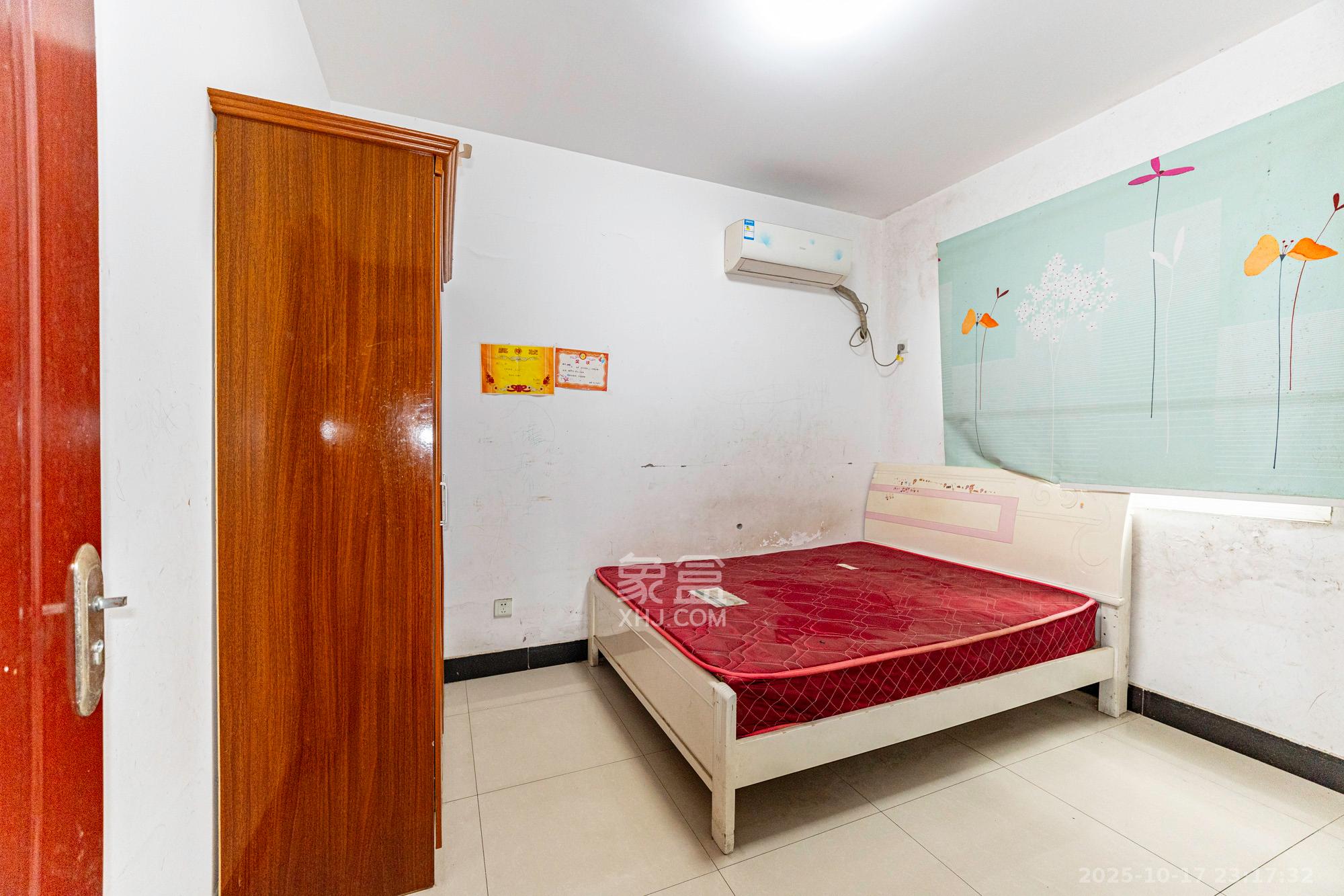 增辉凯旋帝景 2室2厅1卫 35.8万 增辉凯旋帝景 2室2厅1卫 35.8万卧室