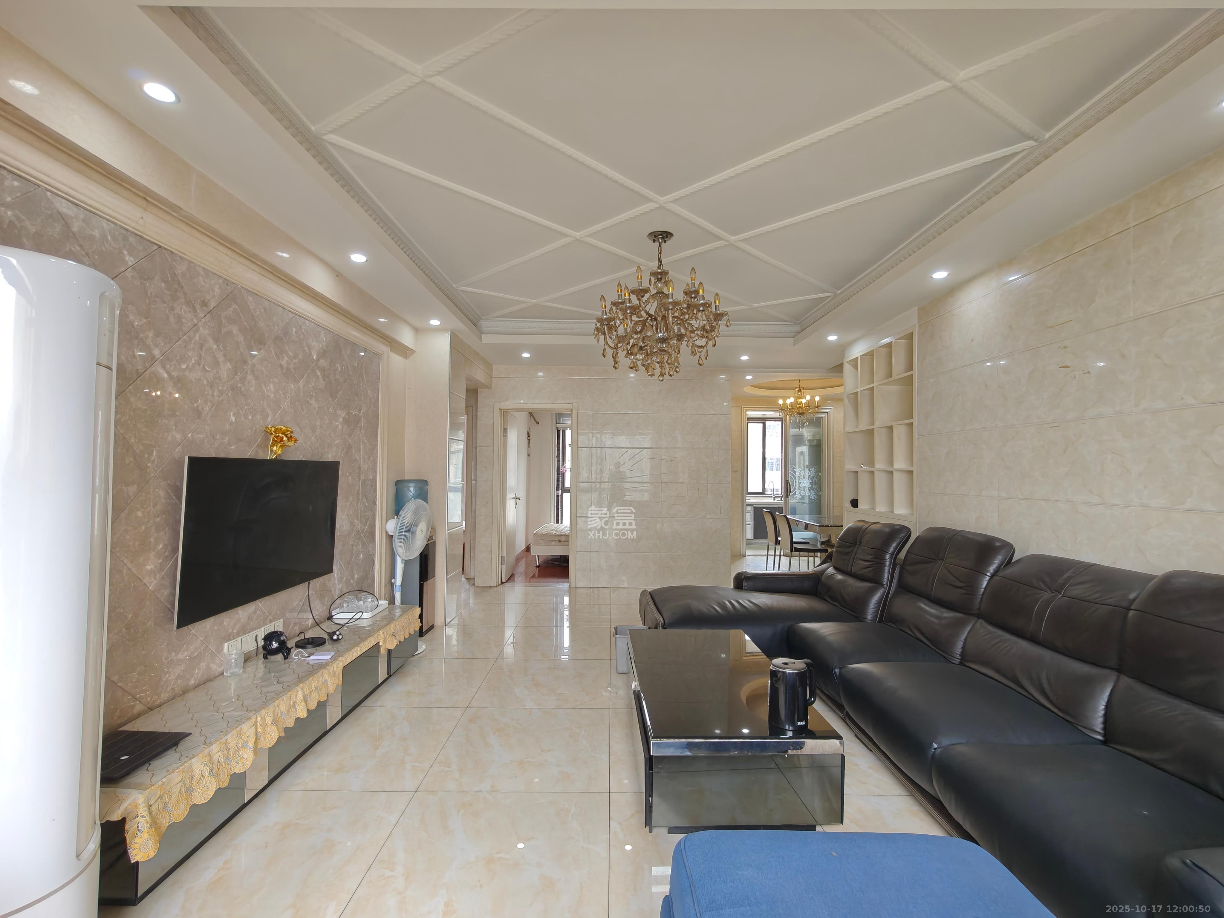 新华都万家城  1室0厅0卫    2300.0元/月 新华都万家城  1室0厅0卫    2300.0元/月室内图