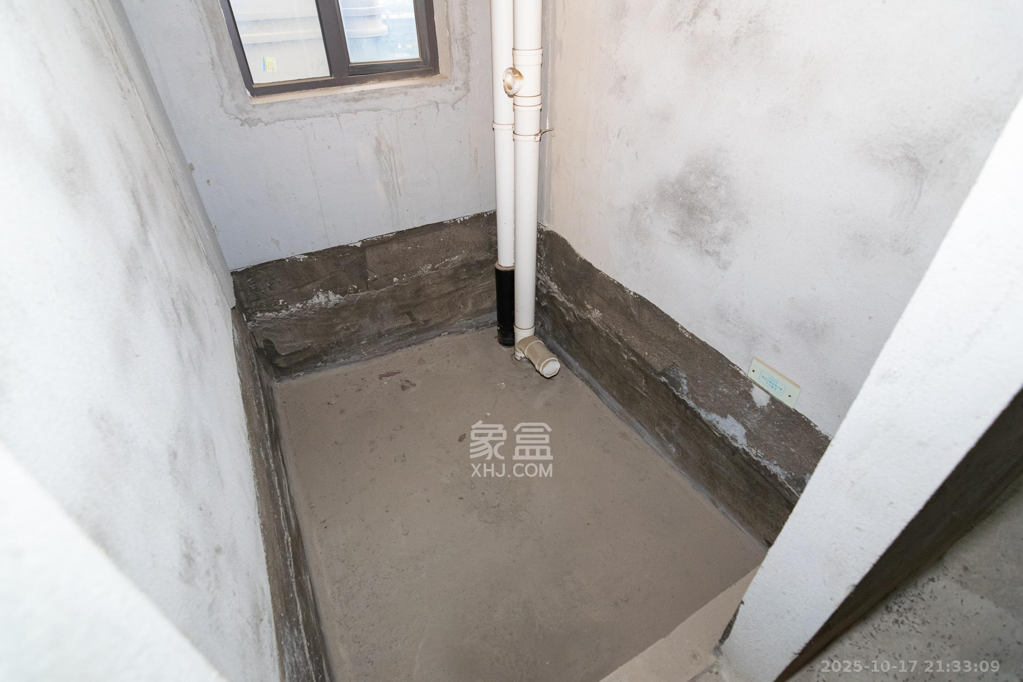 润和长郡(润和紫郡二三期) 3室2厅1卫 70.0万 润和长郡(润和紫郡二三期) 3室2厅1卫 70.0万卫生间