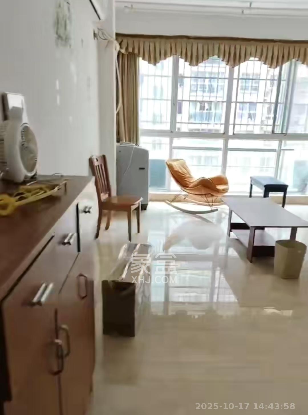 泊林晶城  2室1厅1卫    1800.0元/月室内图