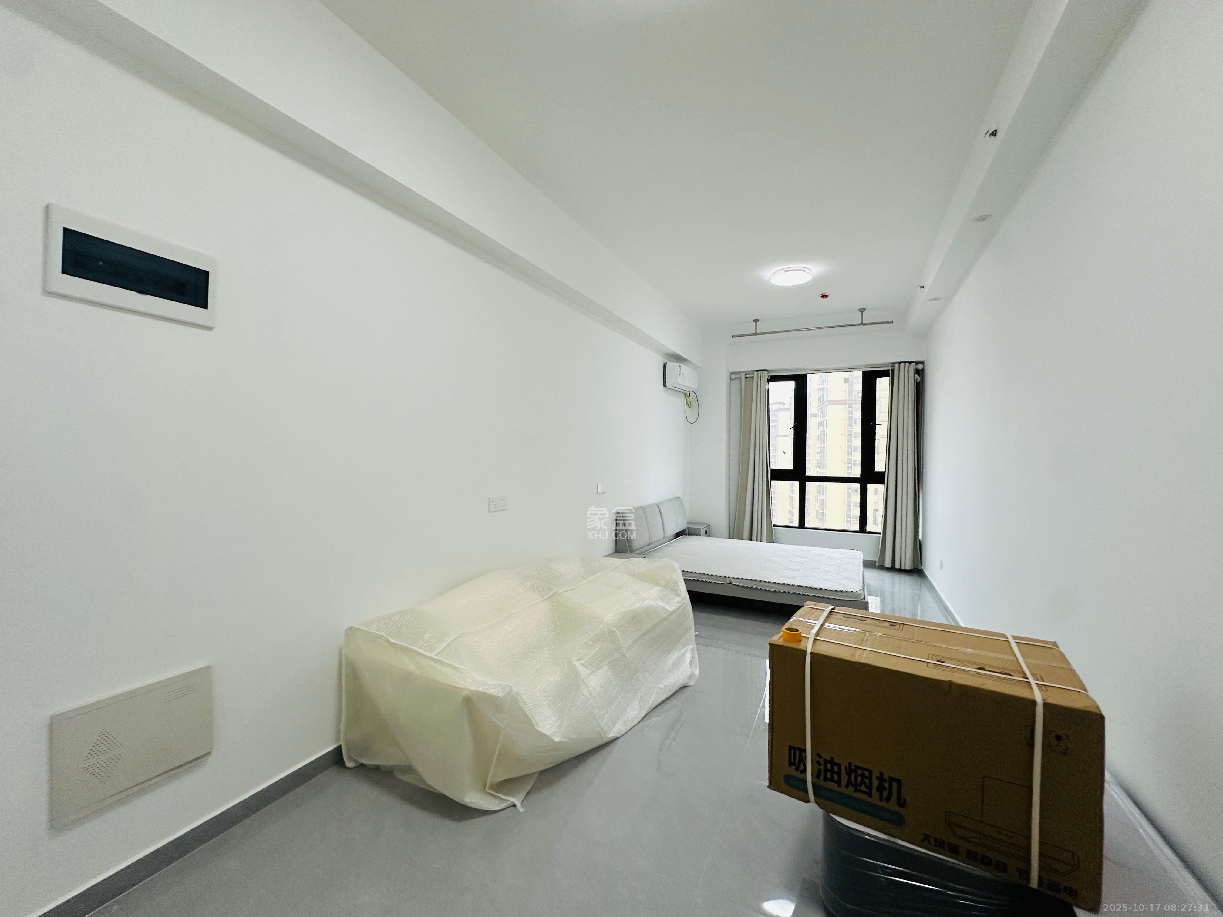 新力铂园(江山云著)  1室1厅1卫    1800.0元/月 新力铂园(江山云著)  1室1厅1卫    1800.0元/月室内图