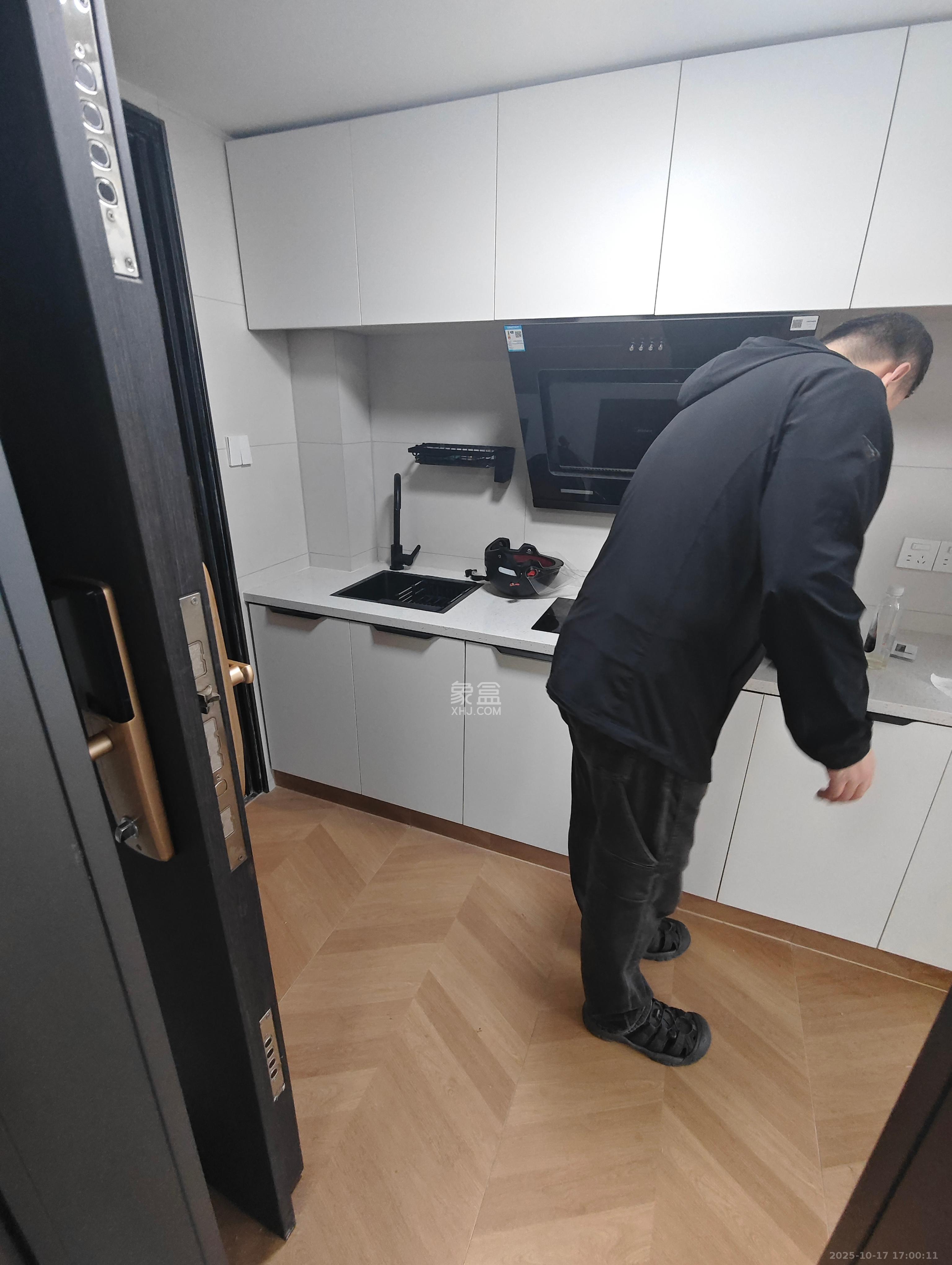 泰禹雅鲤  1室1厅1卫    2000.0元/月室内图