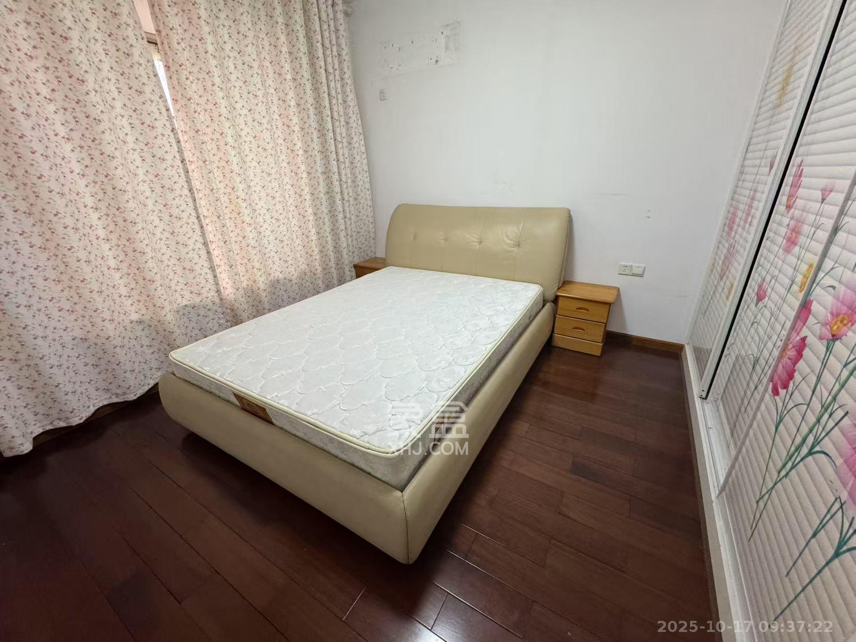 童话里 3室1厅1卫 1800.0元/月 童话里 3室1厅1卫 1800.0元/月室内图