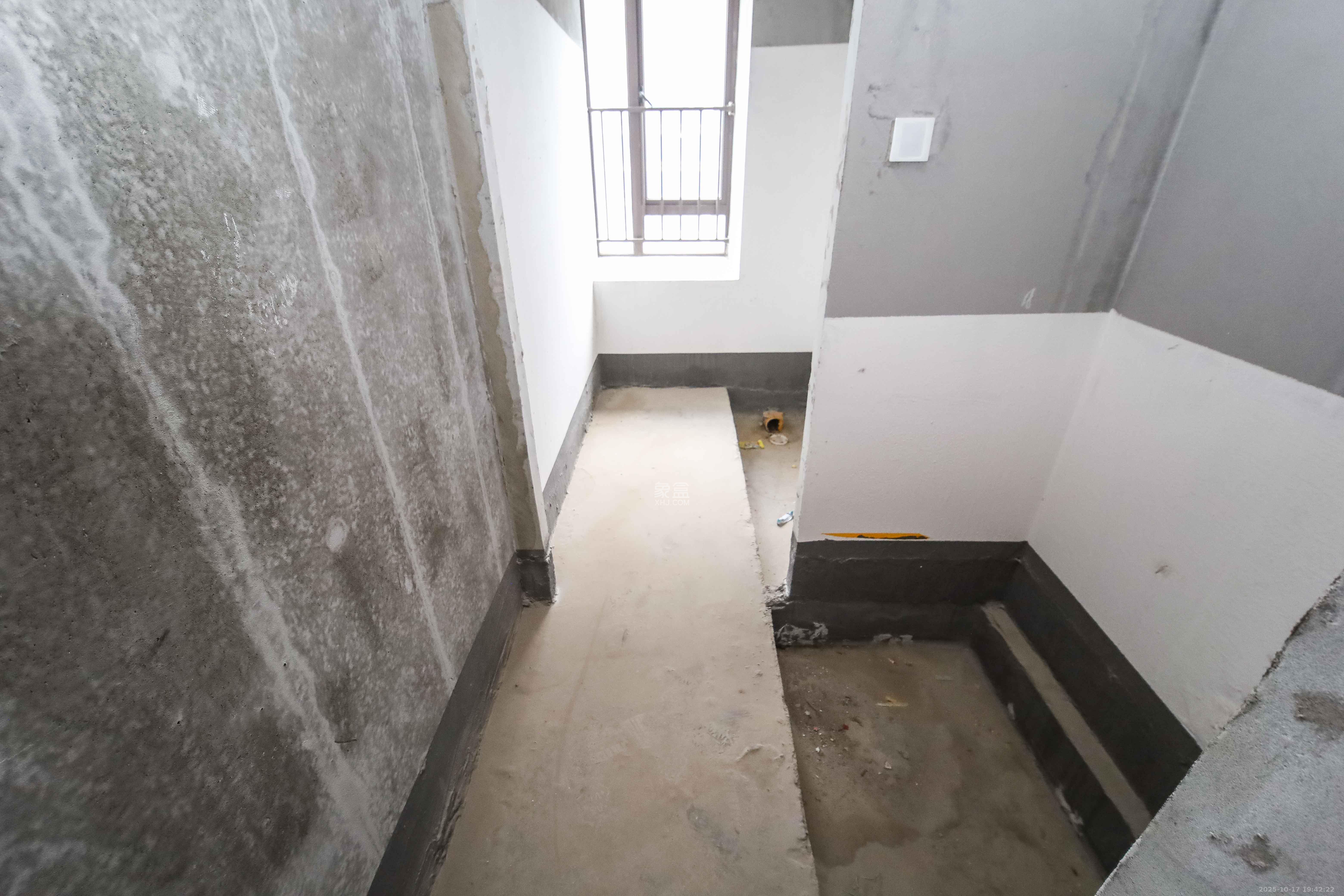 德奥悦东方  4室2厅2卫    150.0万卫生间