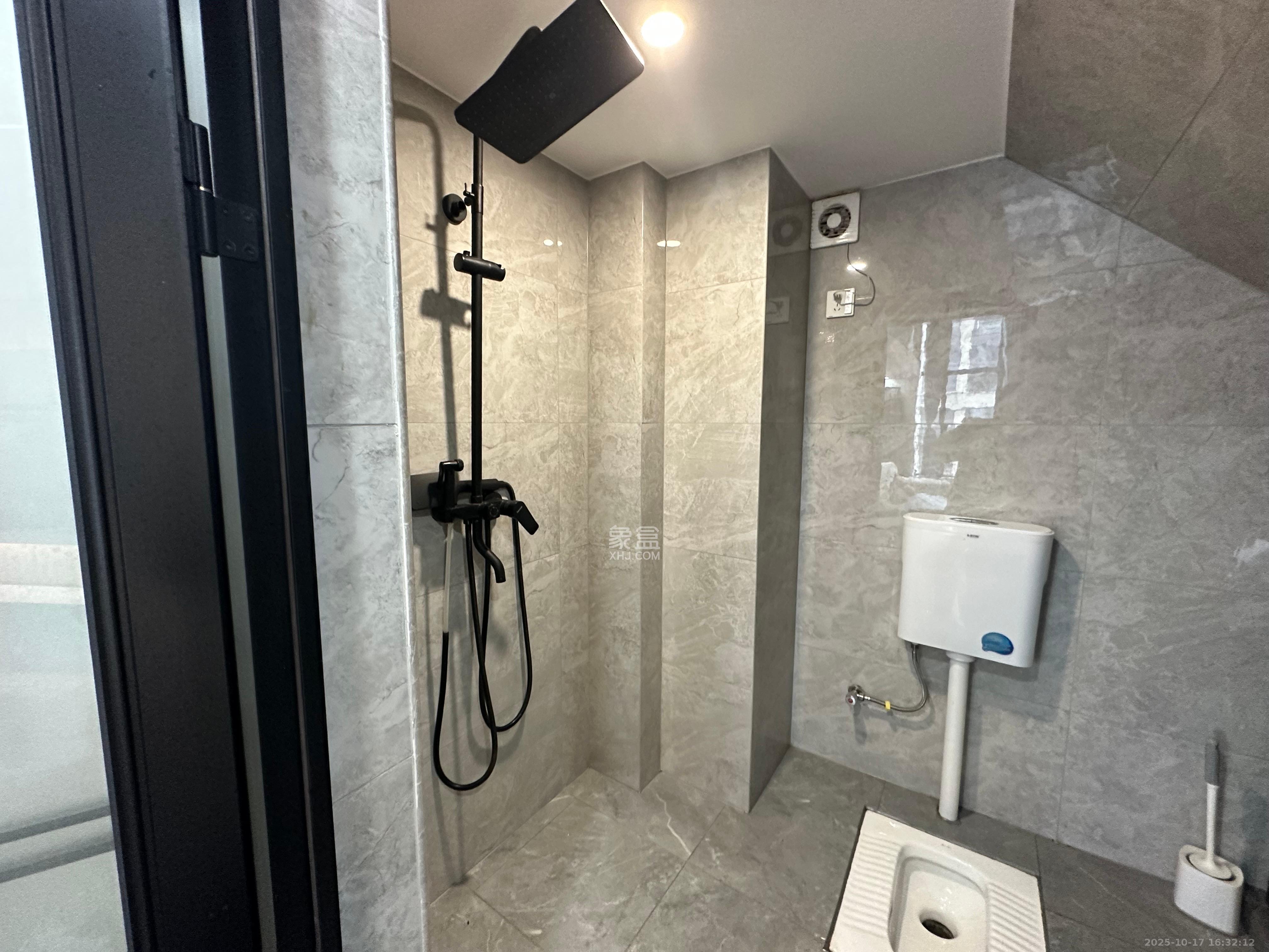 南益名士豪庭  1室0厅0卫    4000.0元/月室内图