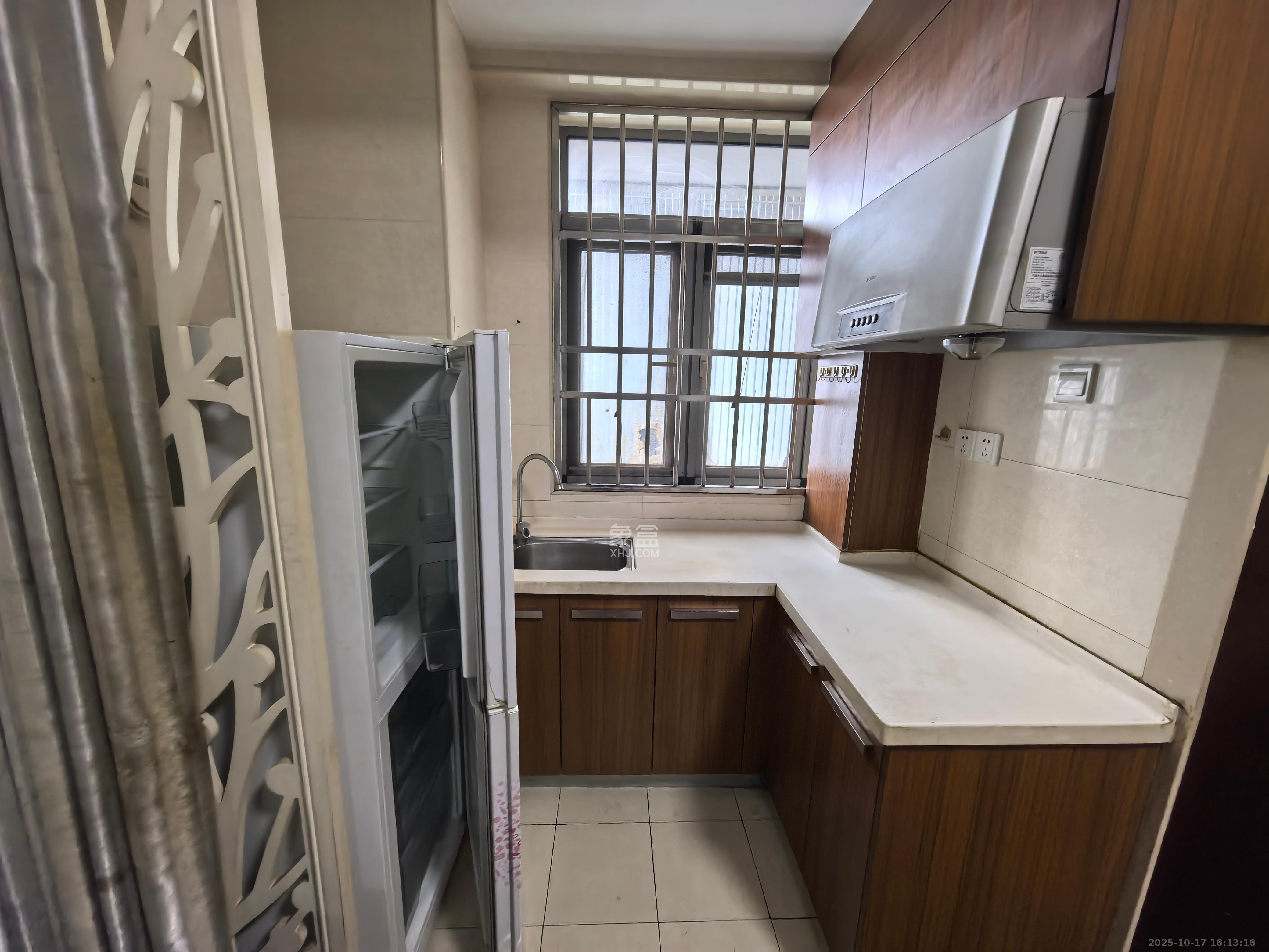 环宇天地、中海地产(中信城市广场二期) 1室1厅1卫 1000.0元/月 环宇天地、中海地产(中信城市广场二期) 1室1厅1卫 1000.0元/月室内图