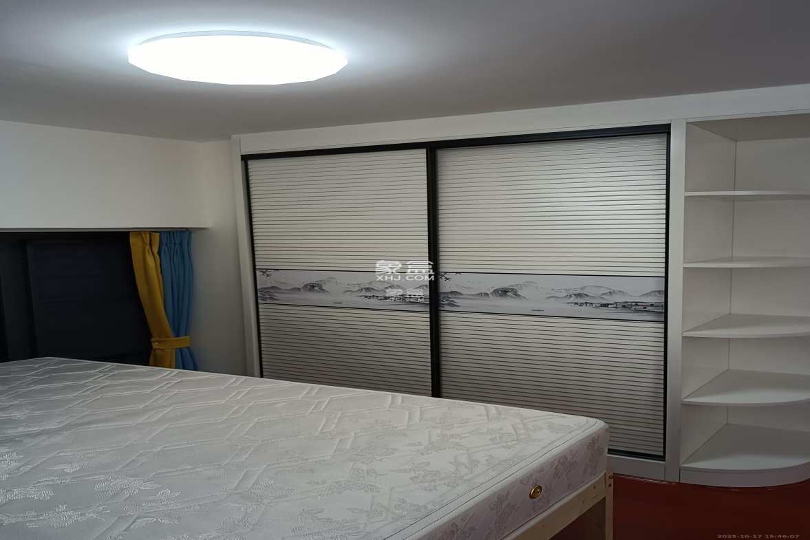 藏珑湖上公馆 2室2厅1卫 2200.0元/月 藏珑湖上公馆 2室2厅1卫 2200.0元/月室内图