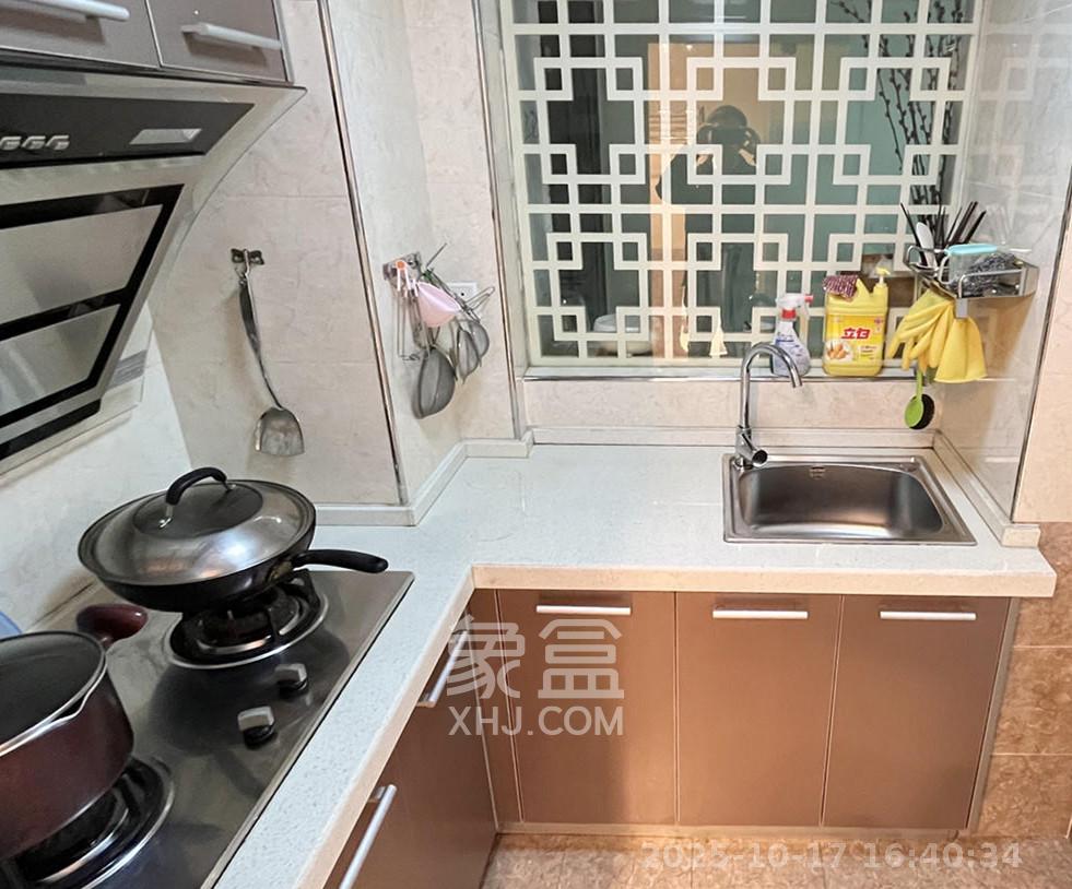 少帅府  1室1厅1卫    2400.0元/月 少帅府  1室1厅1卫    2400.0元/月室内图