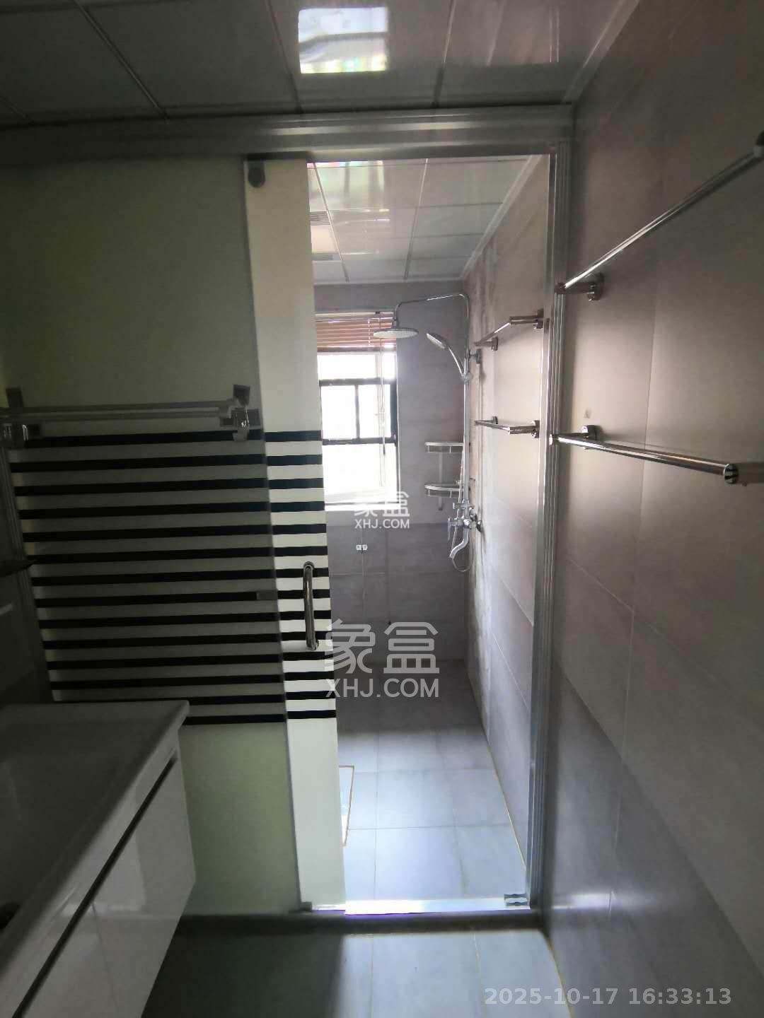 中建芙蓉嘉苑  4室2厅2卫    3100.0元/月 中建芙蓉嘉苑  4室2厅2卫    3100.0元/月室内图