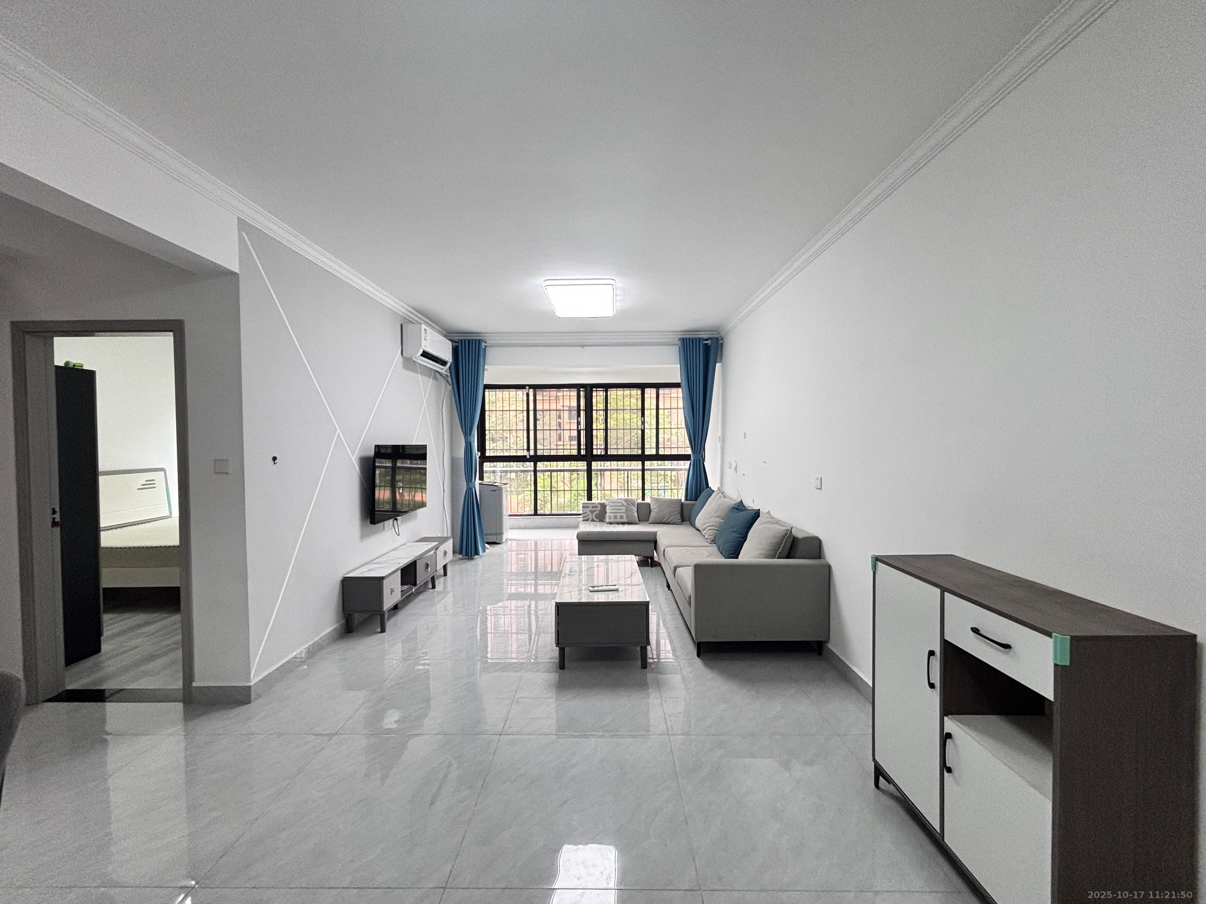 新城国际花都  1室0厅0卫    1800.0元/月 新城国际花都  1室0厅0卫    1800.0元/月室内图