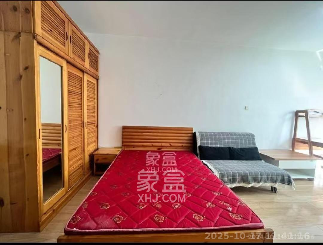 先锋水韵花都  1室1厅1卫    1600.0元/月室内图