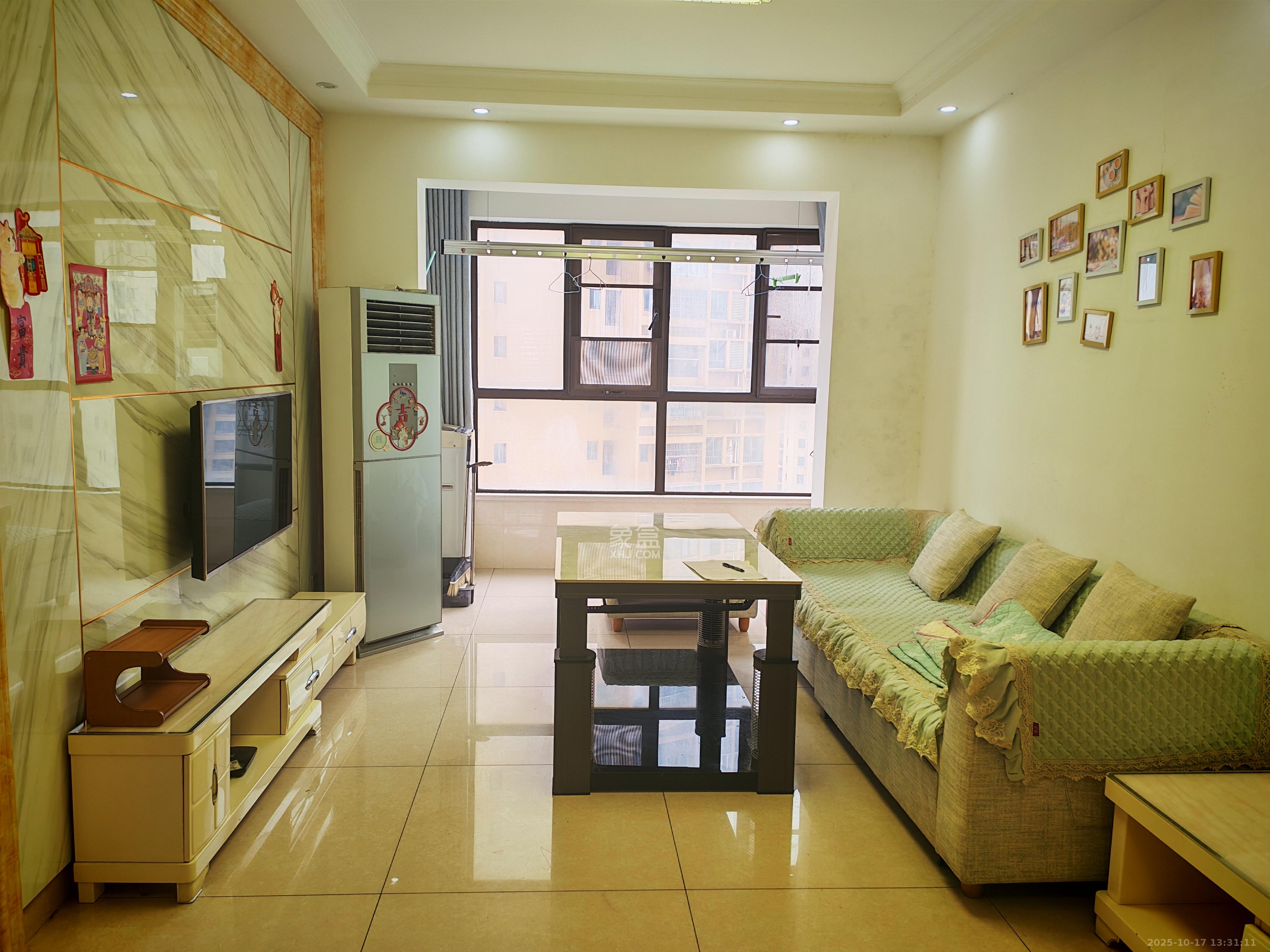 山语城三期  2室2厅1卫    1600.0元/月 山语城三期  2室2厅1卫    1600.0元/月室内图