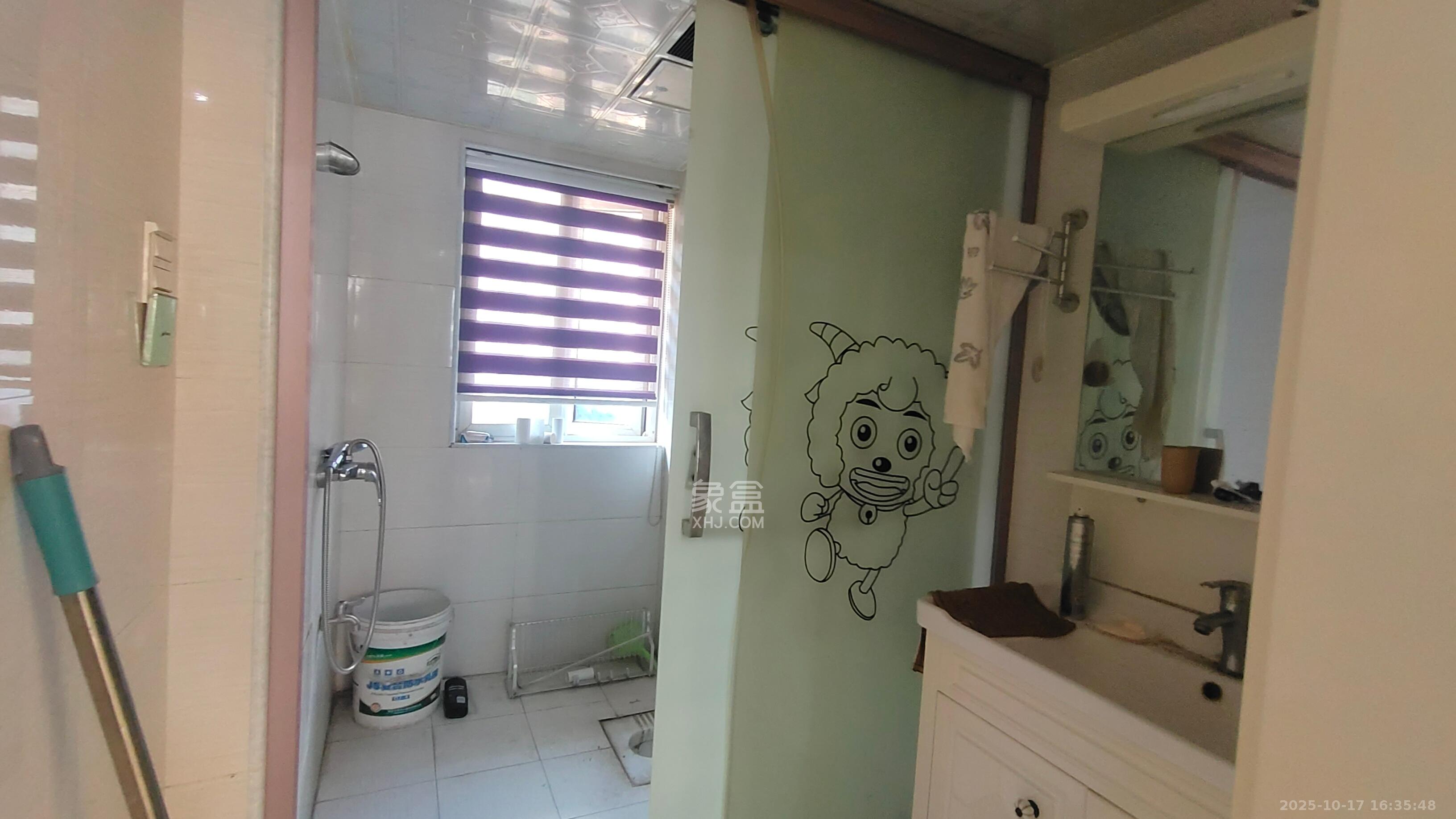 丽发新城  3室2厅2卫    2200.0元/月 丽发新城  3室2厅2卫    2200.0元/月室内图