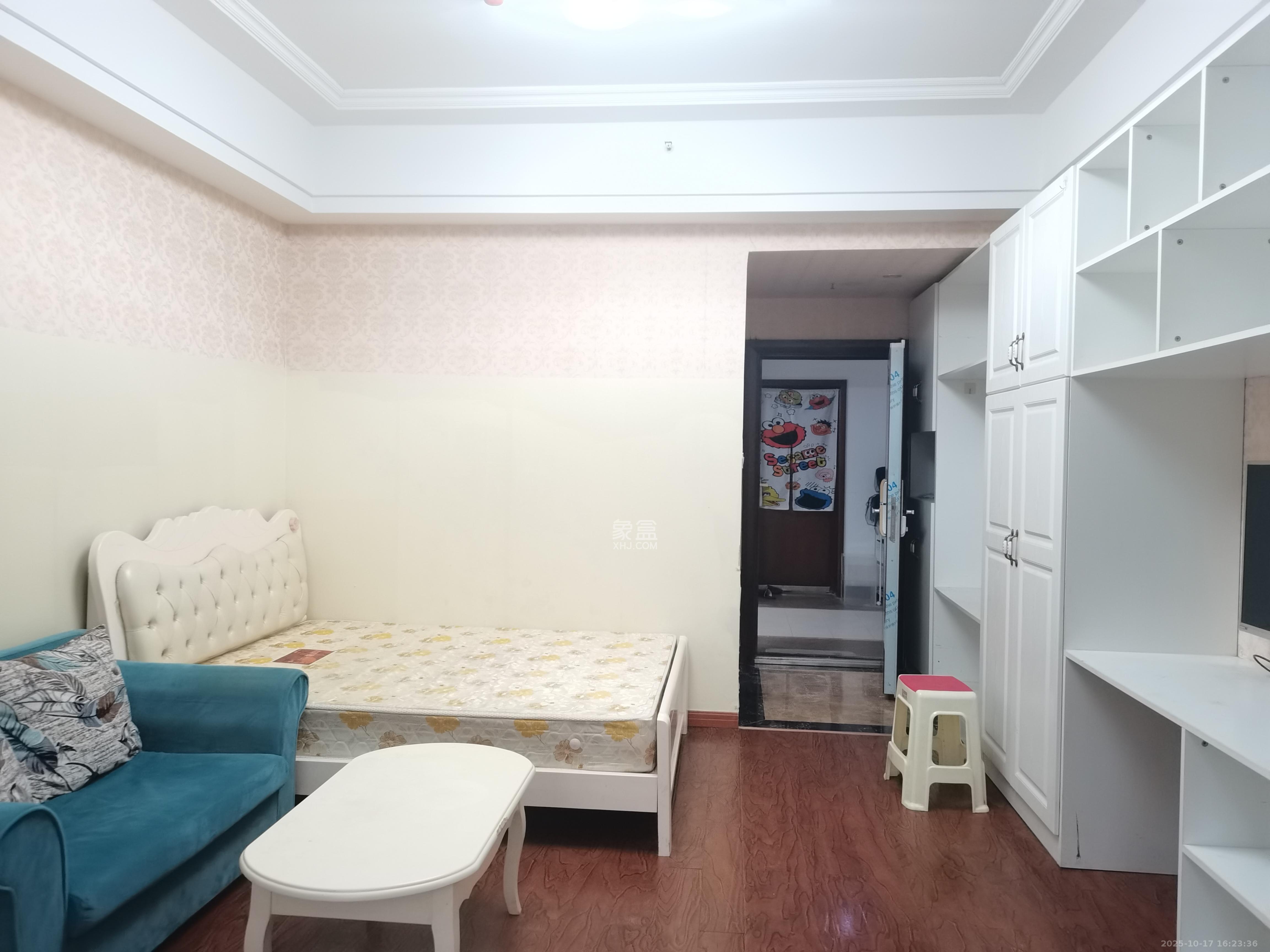 天元涉外景园B区 1室1厅1卫 1400.0元/月 天元涉外景园B区 1室1厅1卫 1400.0元/月室内图