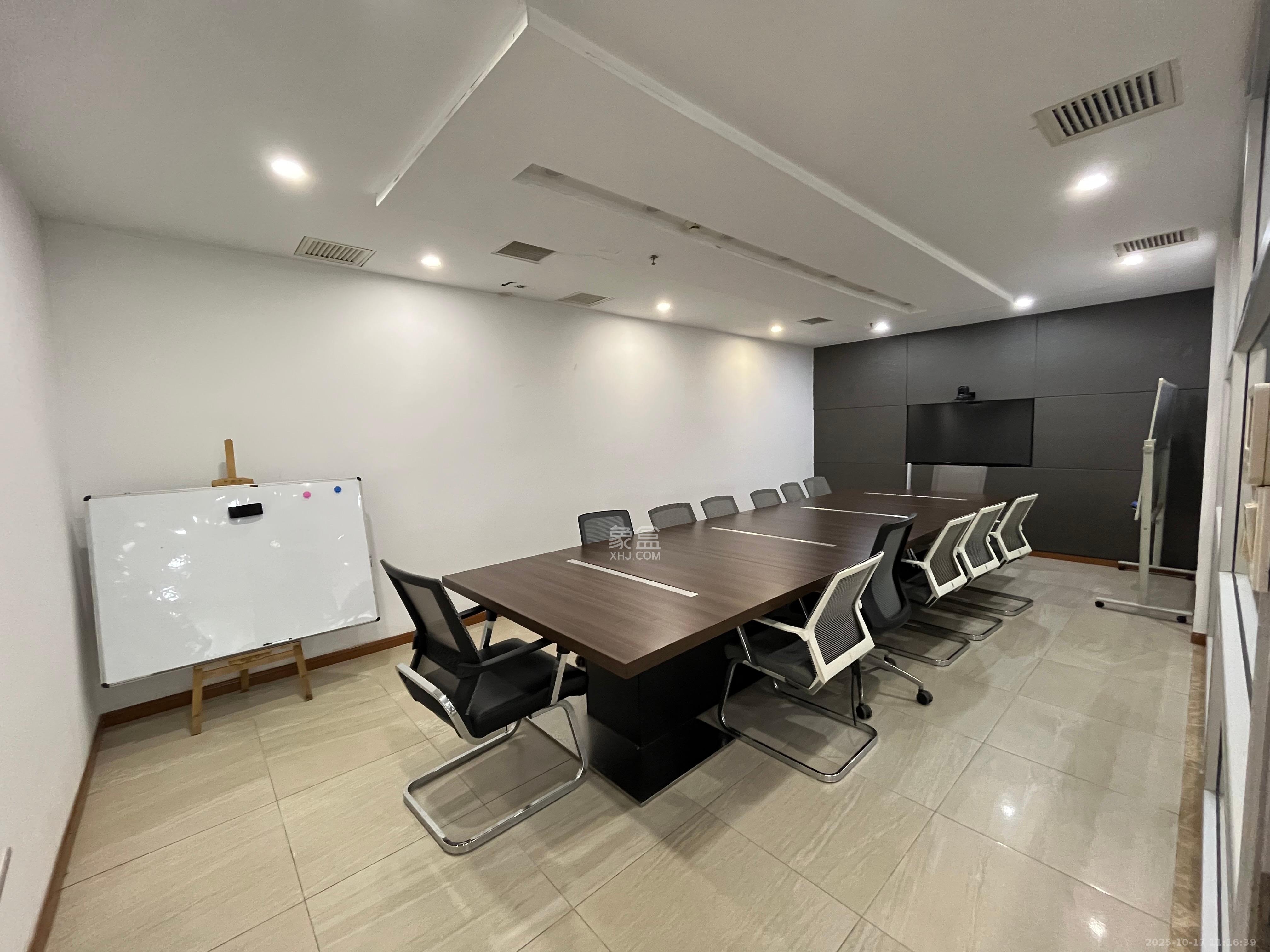 华侨国际   113.05㎡      10000.0元/月室内图