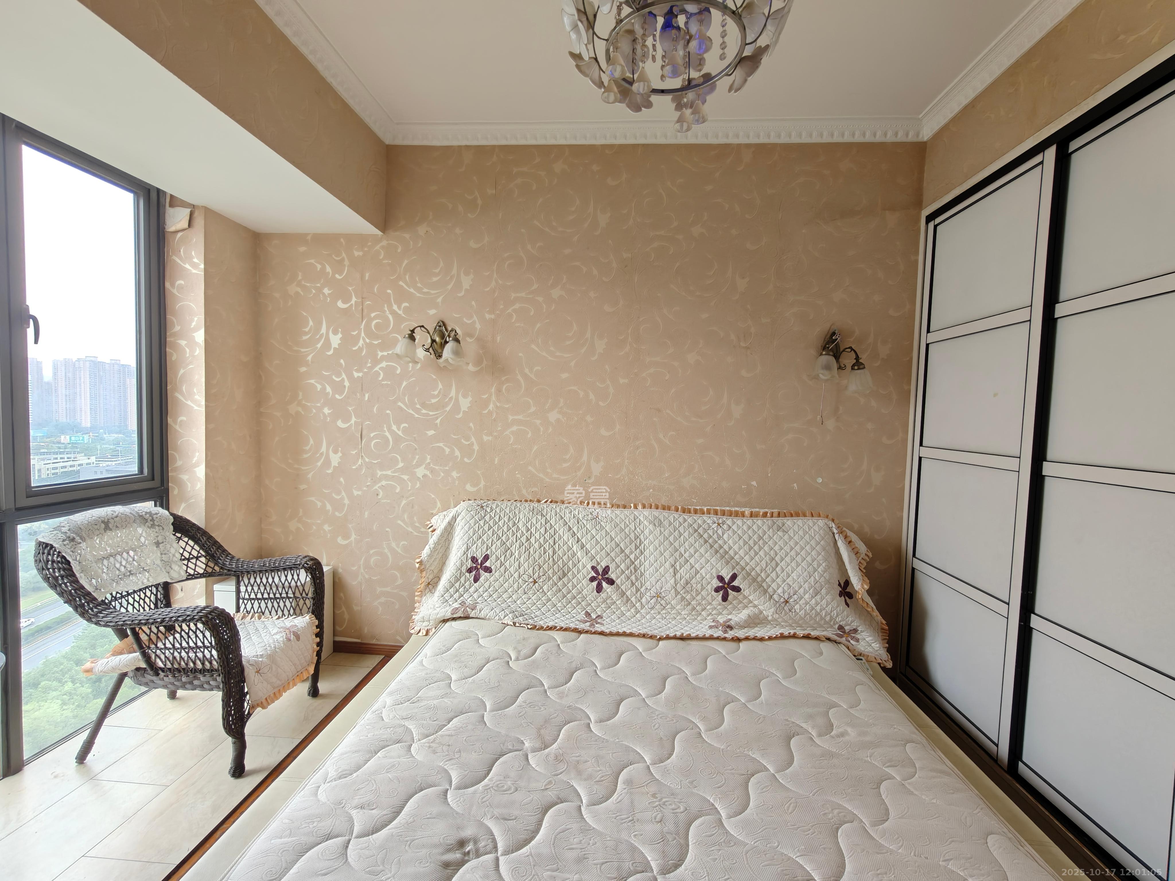 新华都万家城  1室0厅0卫    2300.0元/月 新华都万家城  1室0厅0卫    2300.0元/月室内图