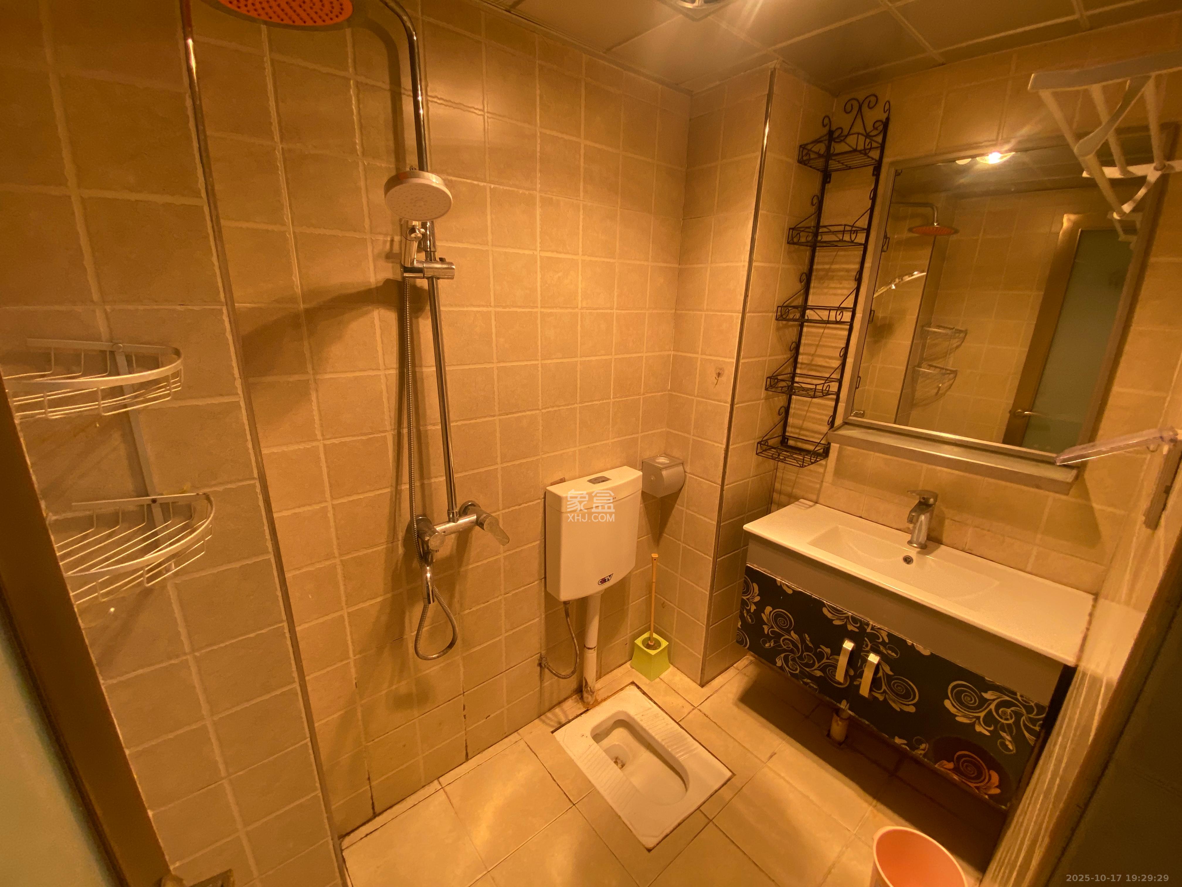 少帅府 1室1厅1卫 2200.0元/月 少帅府 1室1厅1卫 2200.0元/月室内图