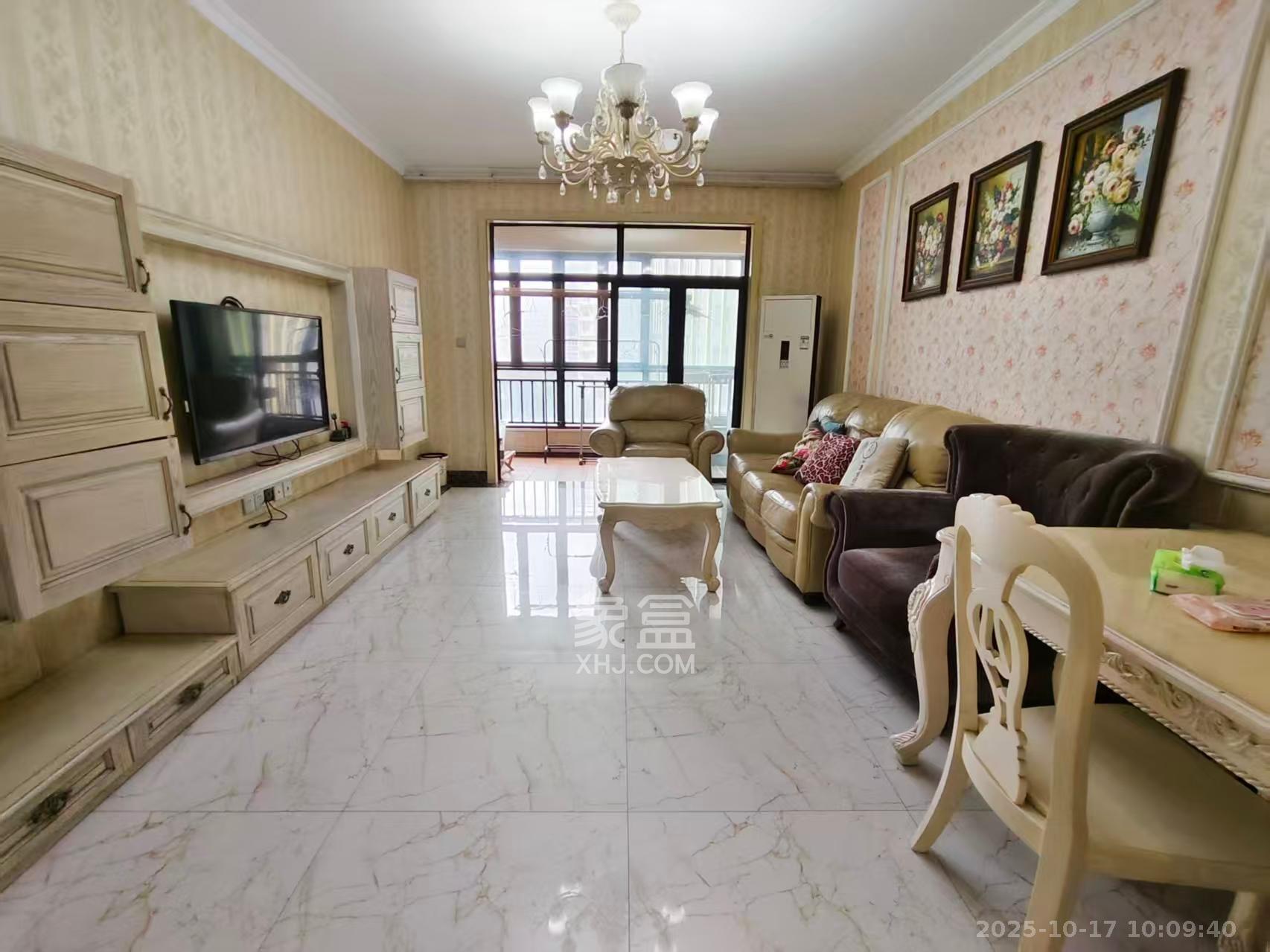 长大彩虹都  3室2厅1卫    2800.0元/月 长大彩虹都  3室2厅1卫    2800.0元/月室内图1