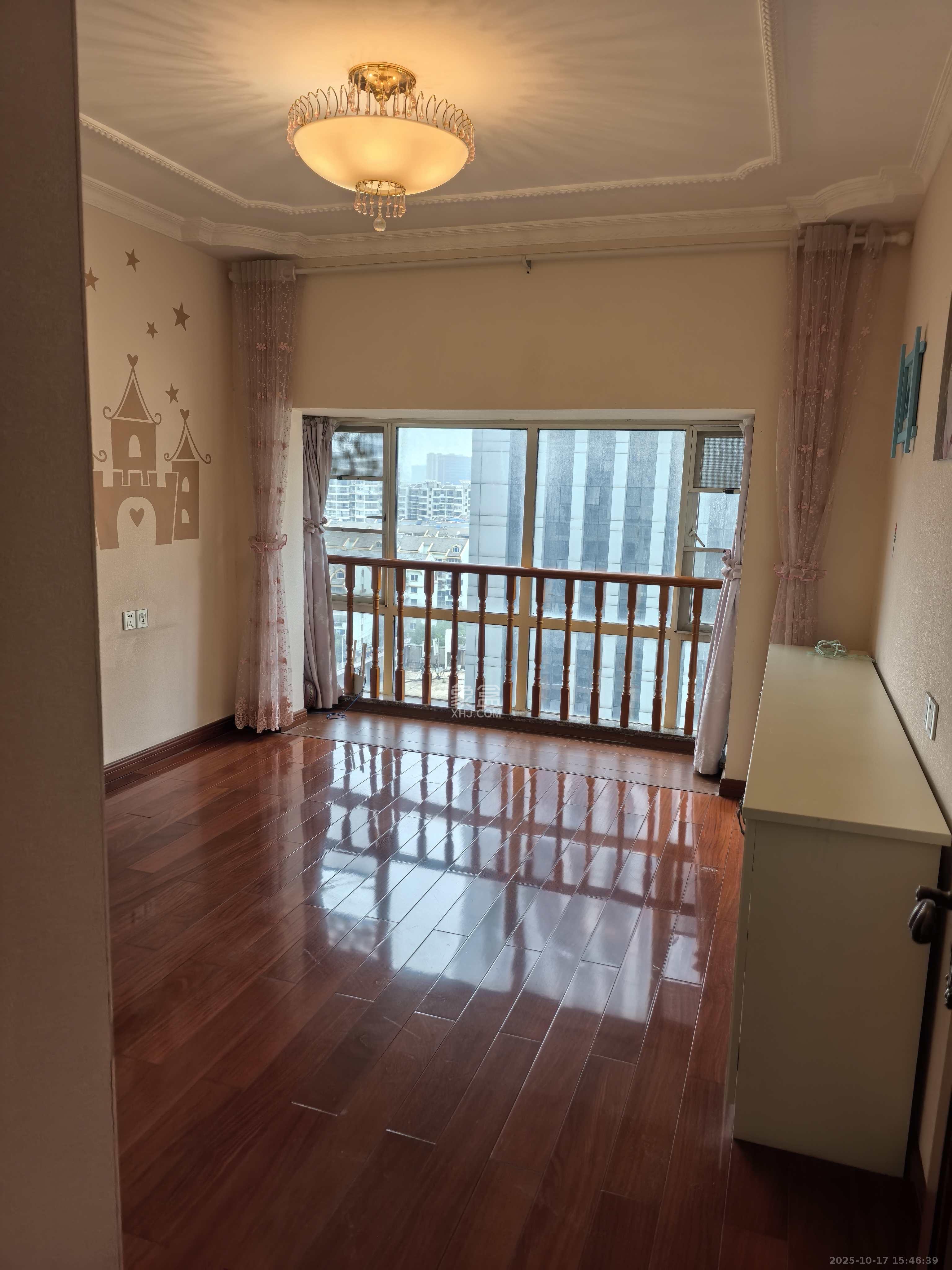 东来苑  4室2厅2卫    4600.0元/月 东来苑  4室2厅2卫    4600.0元/月室内图