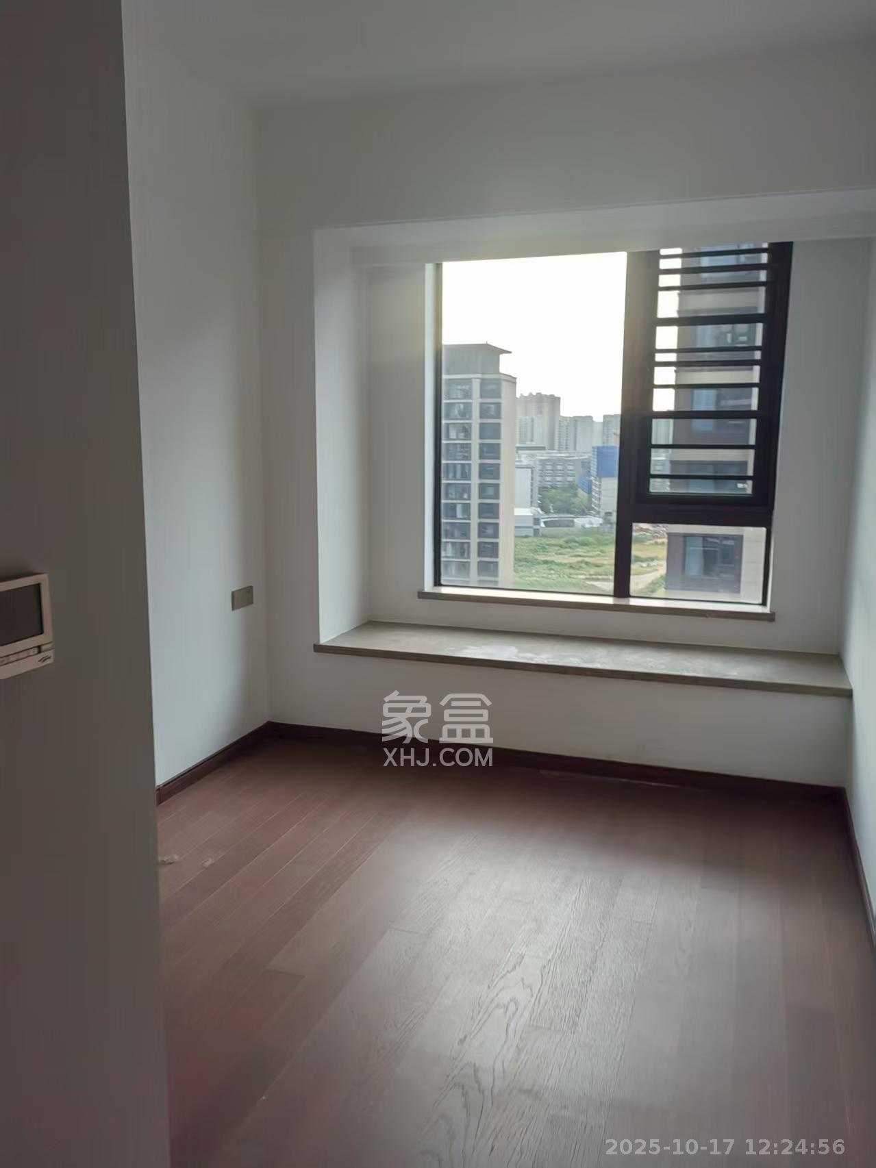 建发电建江山悦 4室2厅2卫 4600.0元/月 建发电建江山悦 4室2厅2卫 4600.0元/月室内图