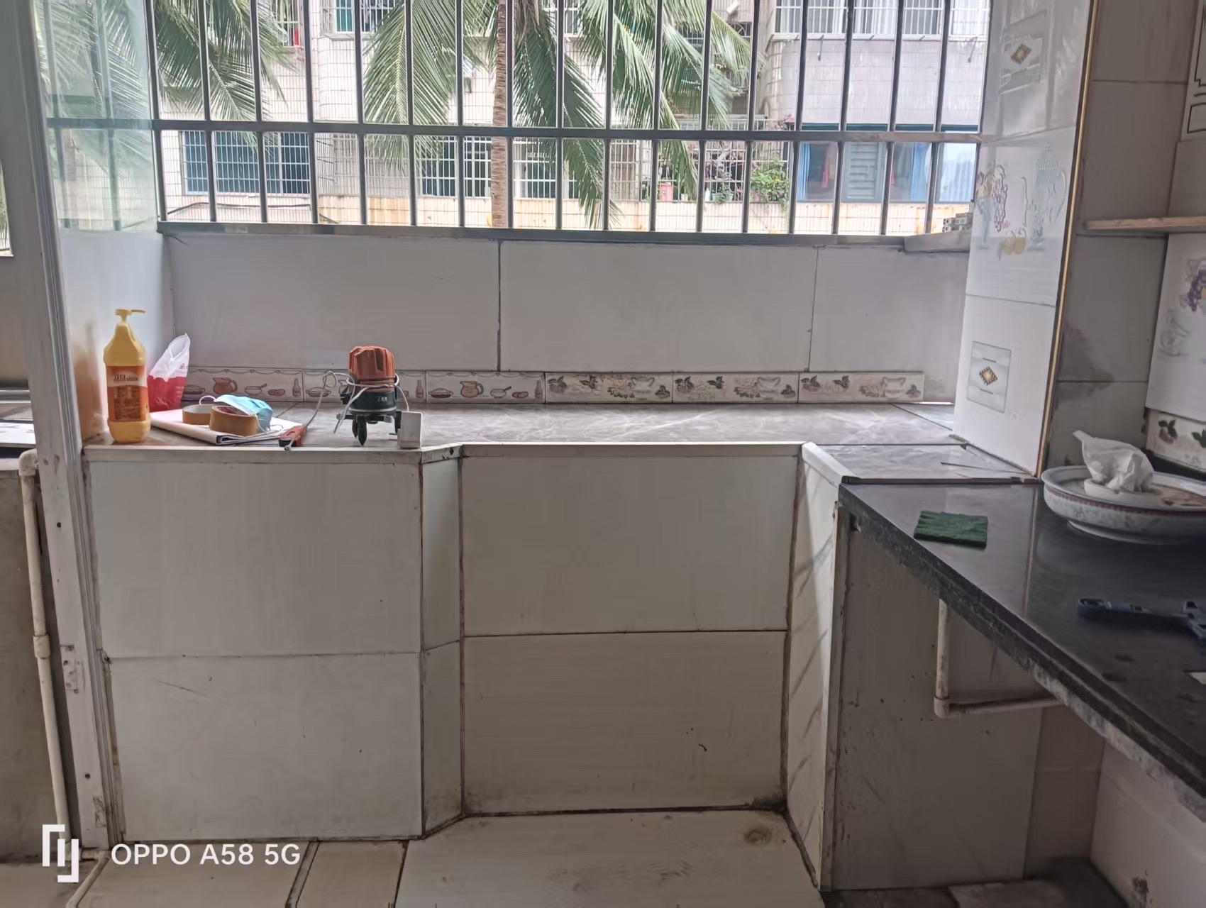 湖景公寓  2室1厅1卫    1300.0元/月室内图