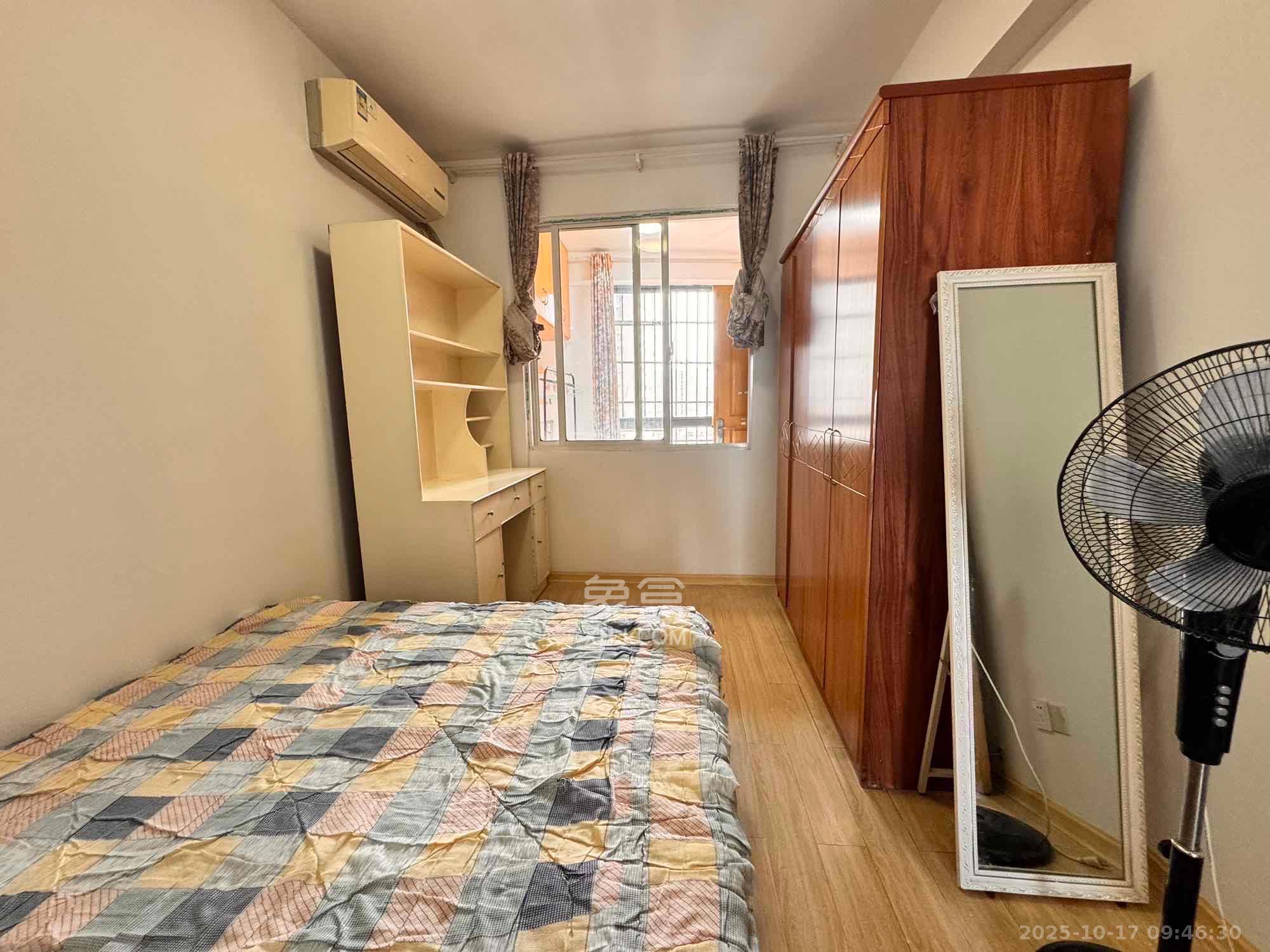 欧园  1室2厅1卫    2200.0元/月室内图