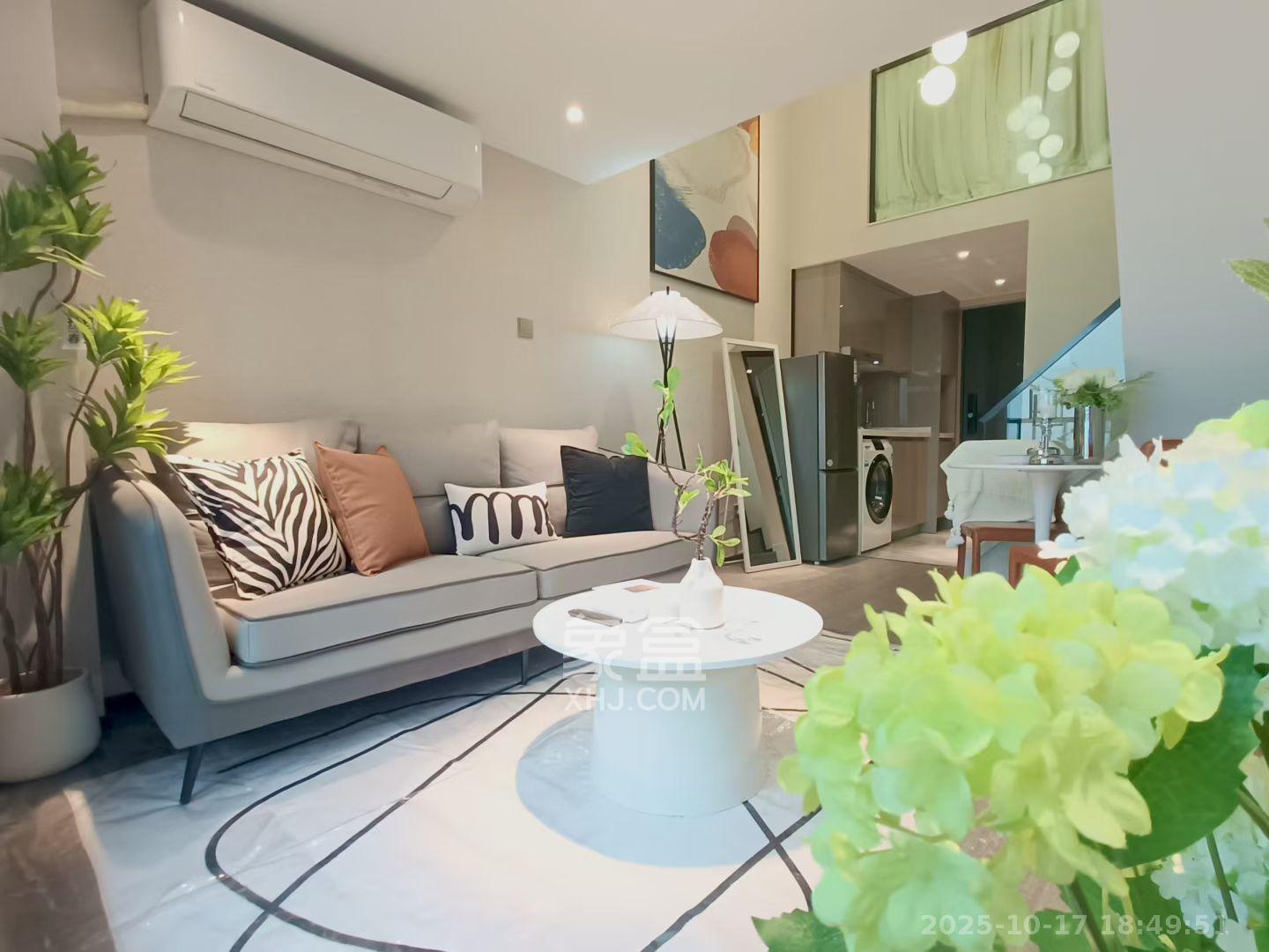 中一鲲出（鲲鹏府）  2室2厅2卫    3000.0元/月