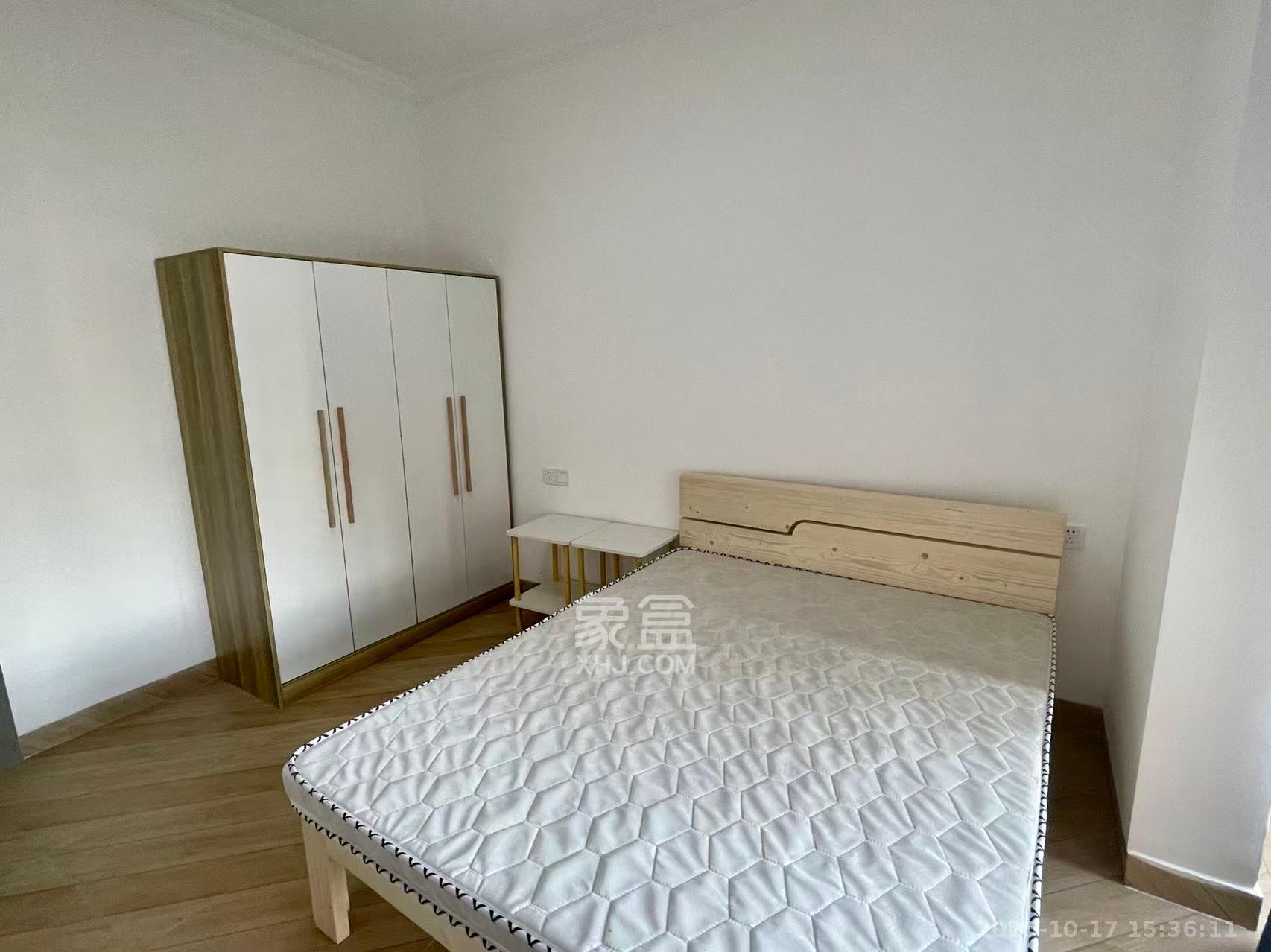 三景华御  3室2厅2卫    2000.0元/月 三景华御  3室2厅2卫    2000.0元/月室内图