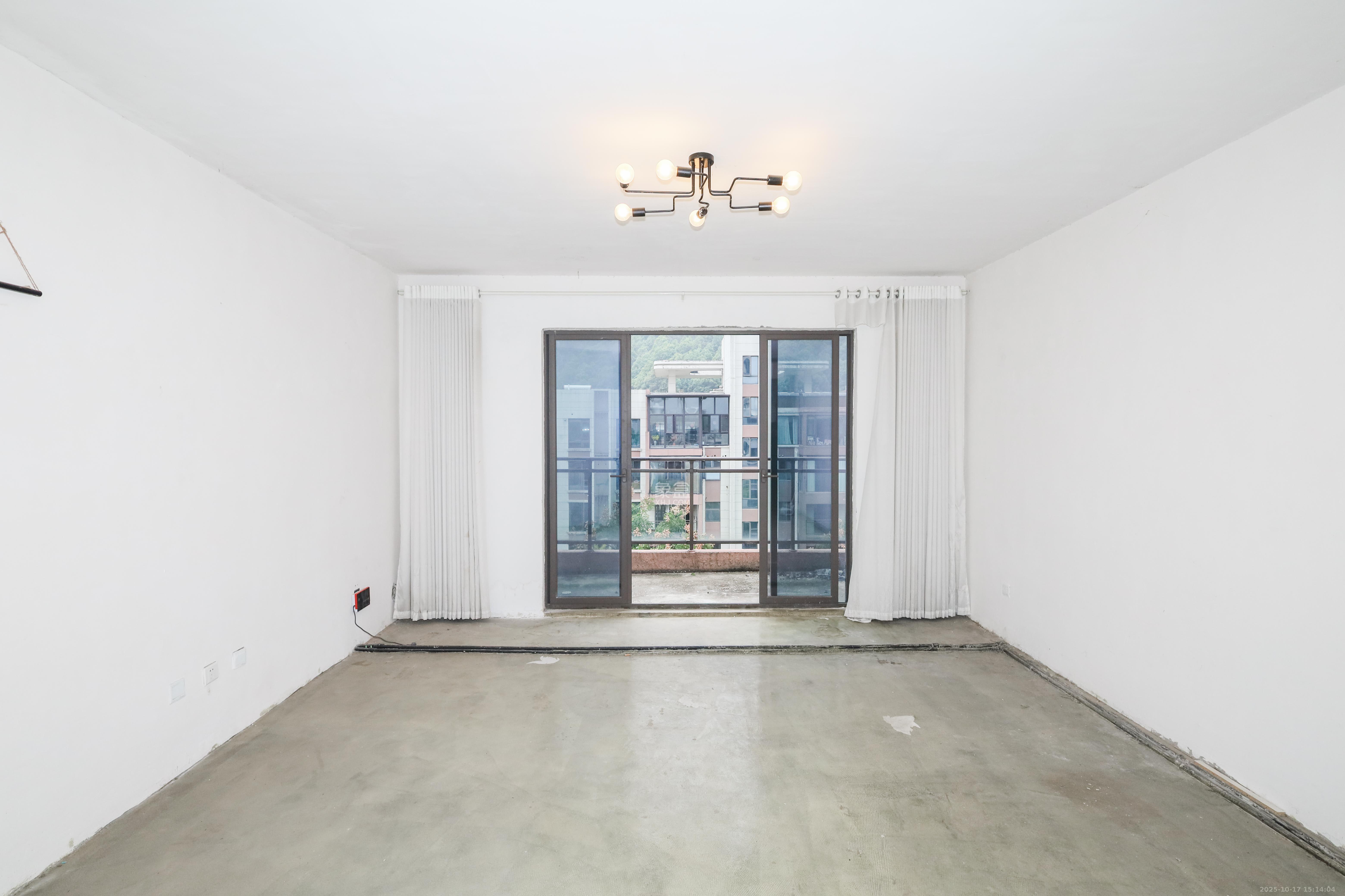 佳兆业云顶梅溪湖（佳兆业梅溪荟）  2室1厅2卫    1800.0元/月室内图