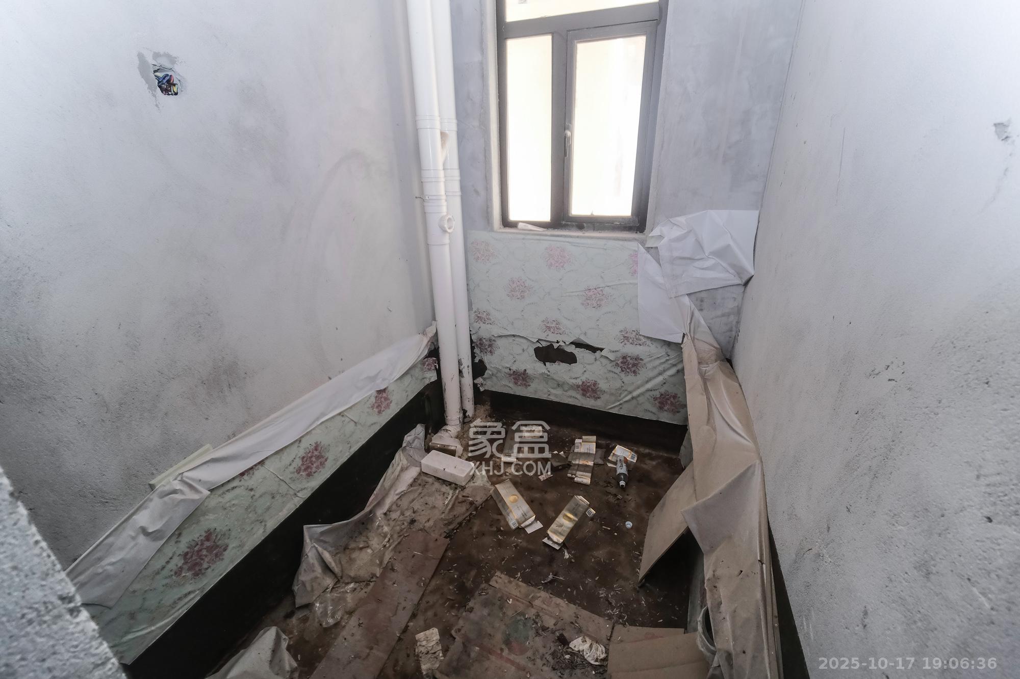 星雅美辰  3室2厅2卫    97.0万卫生间