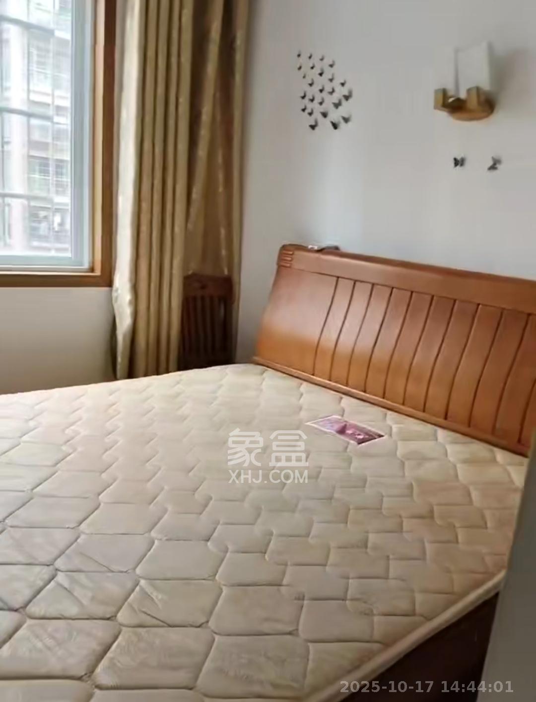 泊林晶城  2室1厅1卫    1800.0元/月室内图