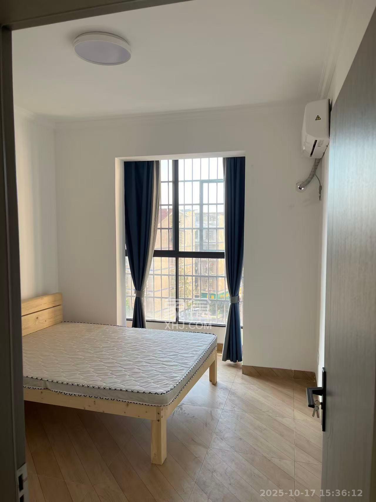 三景华御  3室2厅2卫    2000.0元/月 三景华御  3室2厅2卫    2000.0元/月室内图