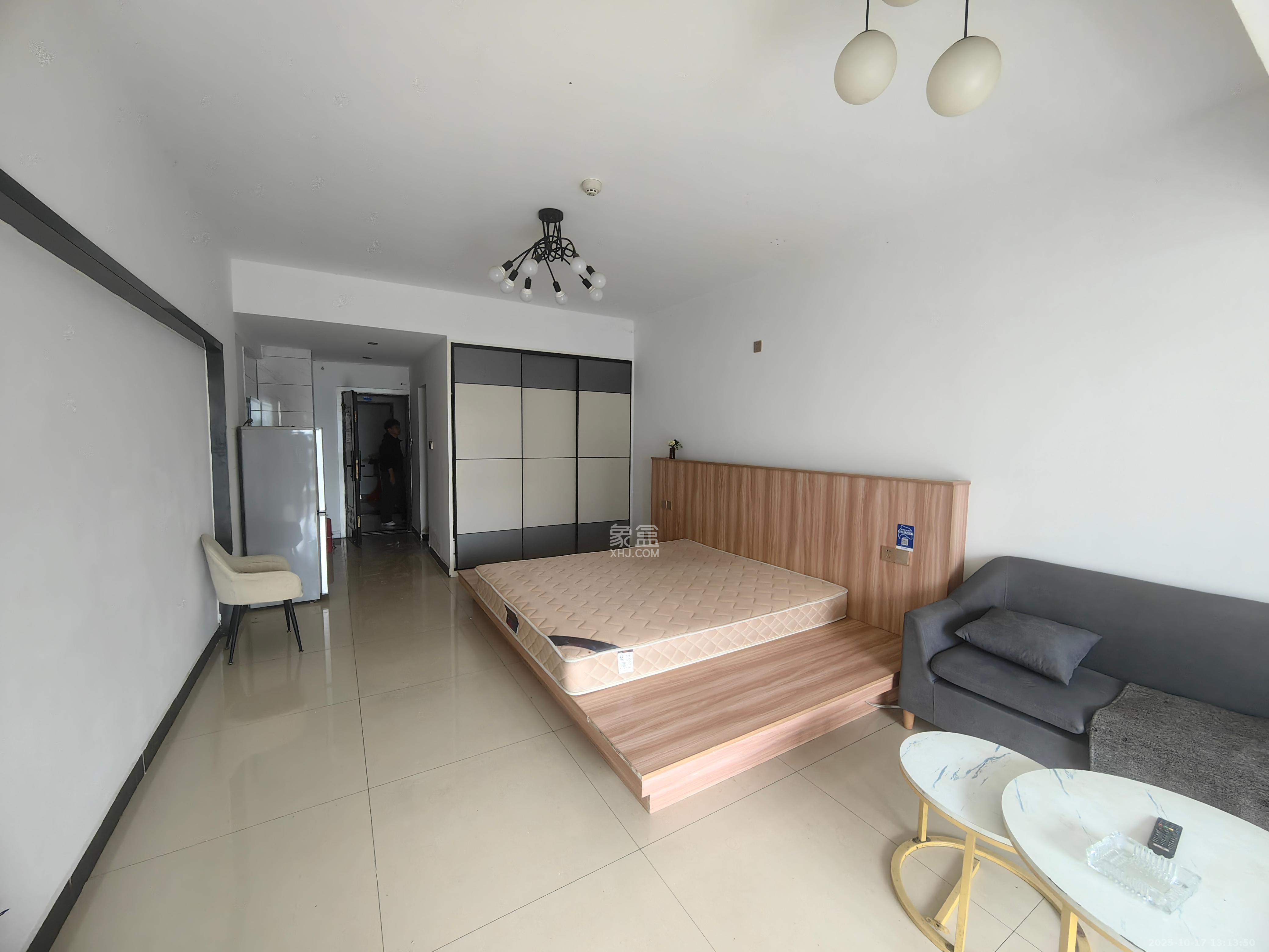 BOBO国际  1室0厅1卫    2000.0元/月室内图