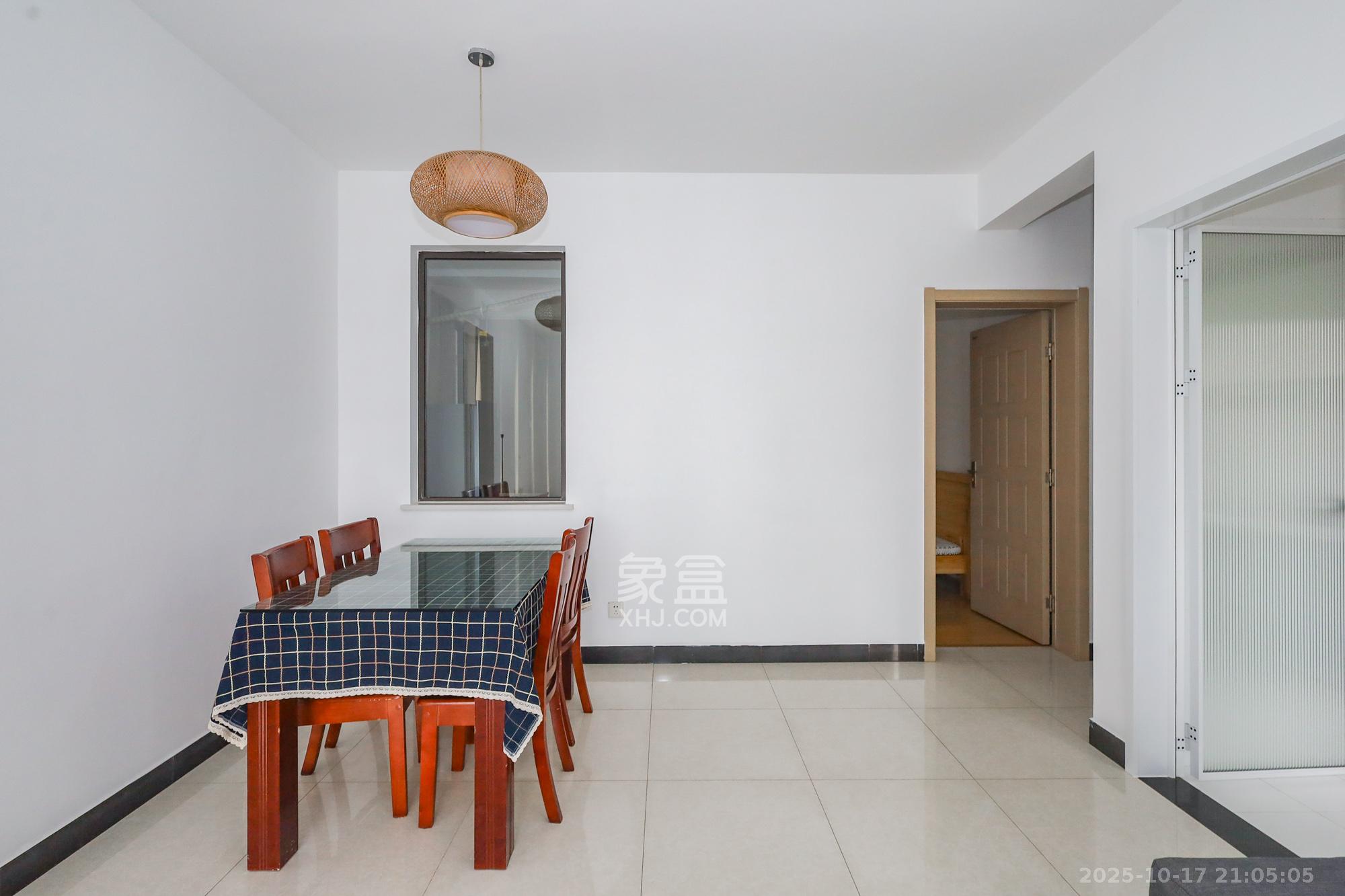 旭辉藏郡（藏郡、旭湘华府)  3室2厅1卫    215.0万其他