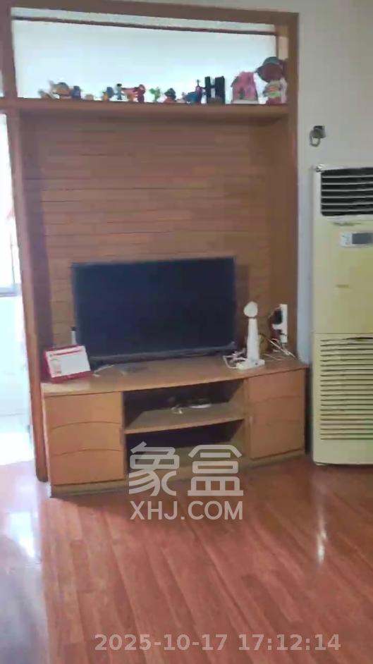 东瓜山二村  2室1厅1卫    1300.0元/月 东瓜山二村  2室1厅1卫    1300.0元/月