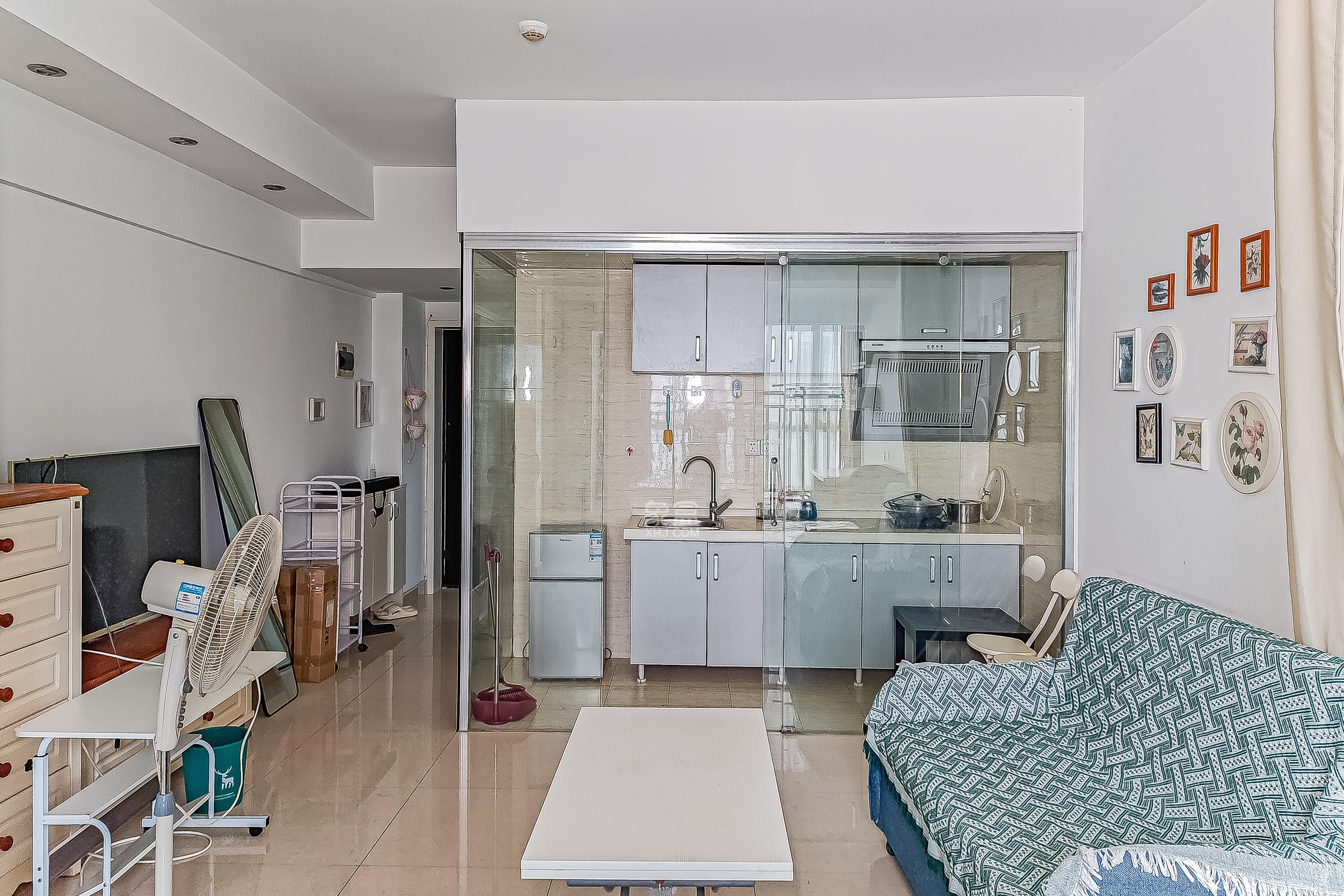 云鼎公馆 1室1厅1卫 30.0万 云鼎公馆 1室1厅1卫 30.0万客厅