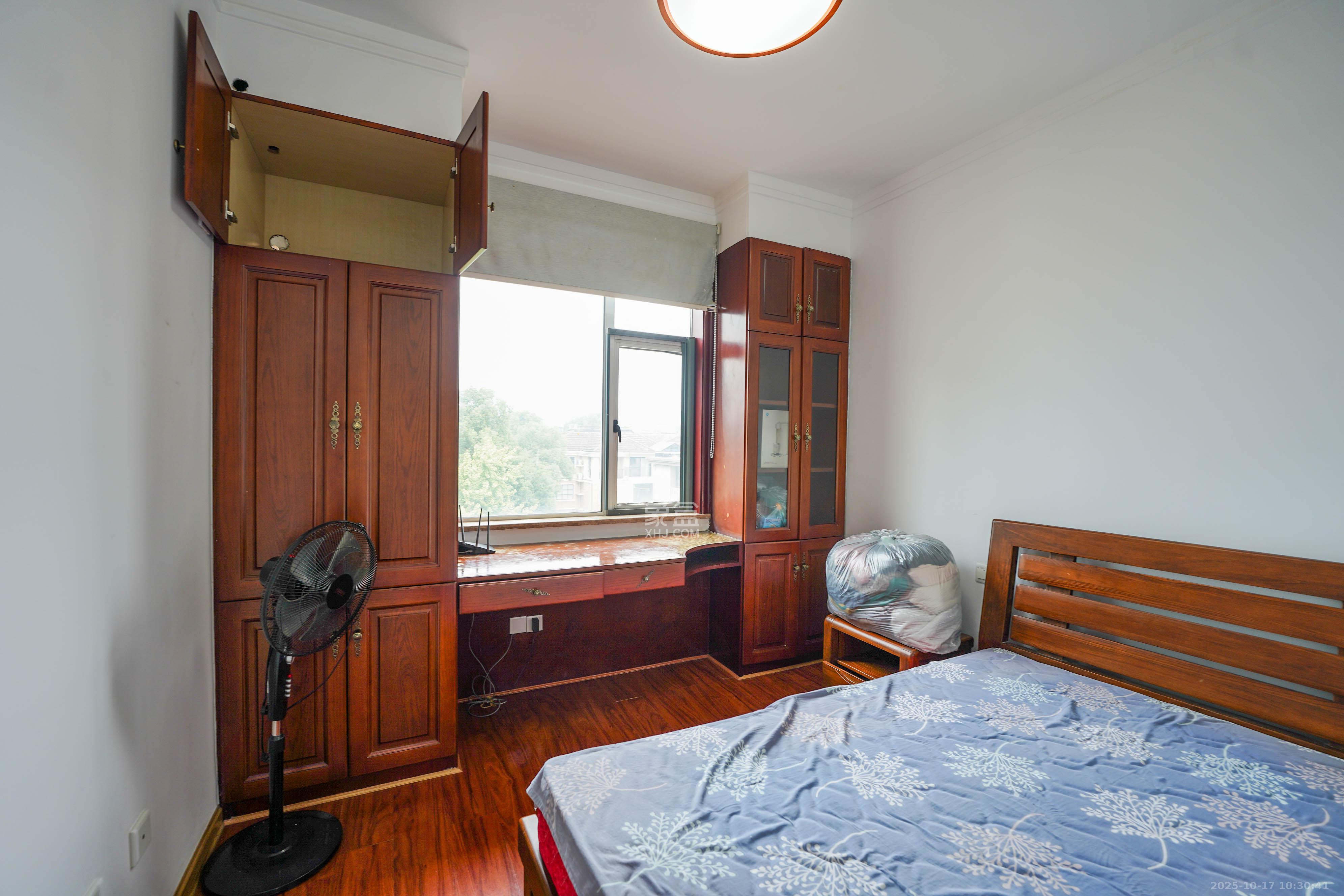 御邦 3室2厅2卫 98.0万 御邦 3室2厅2卫 98.0万卧室