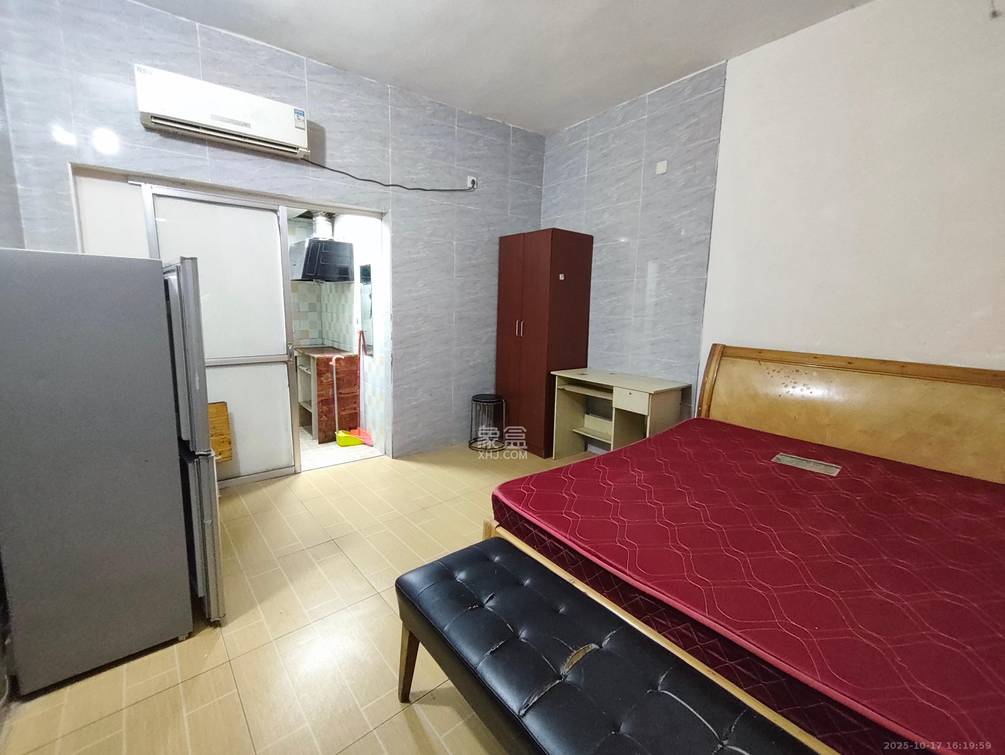 上碧湘街散盘  1室0厅1卫    900.0元/月室内图