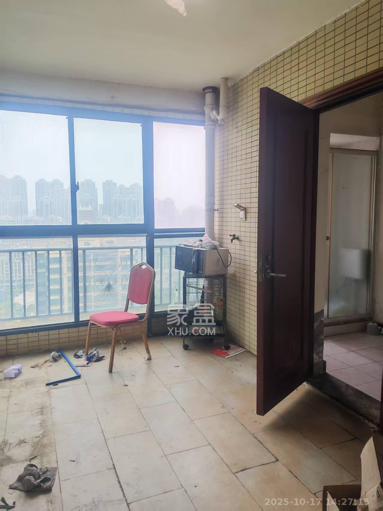 恒大绿洲  5室2厅3卫    6800.0元/月室内图