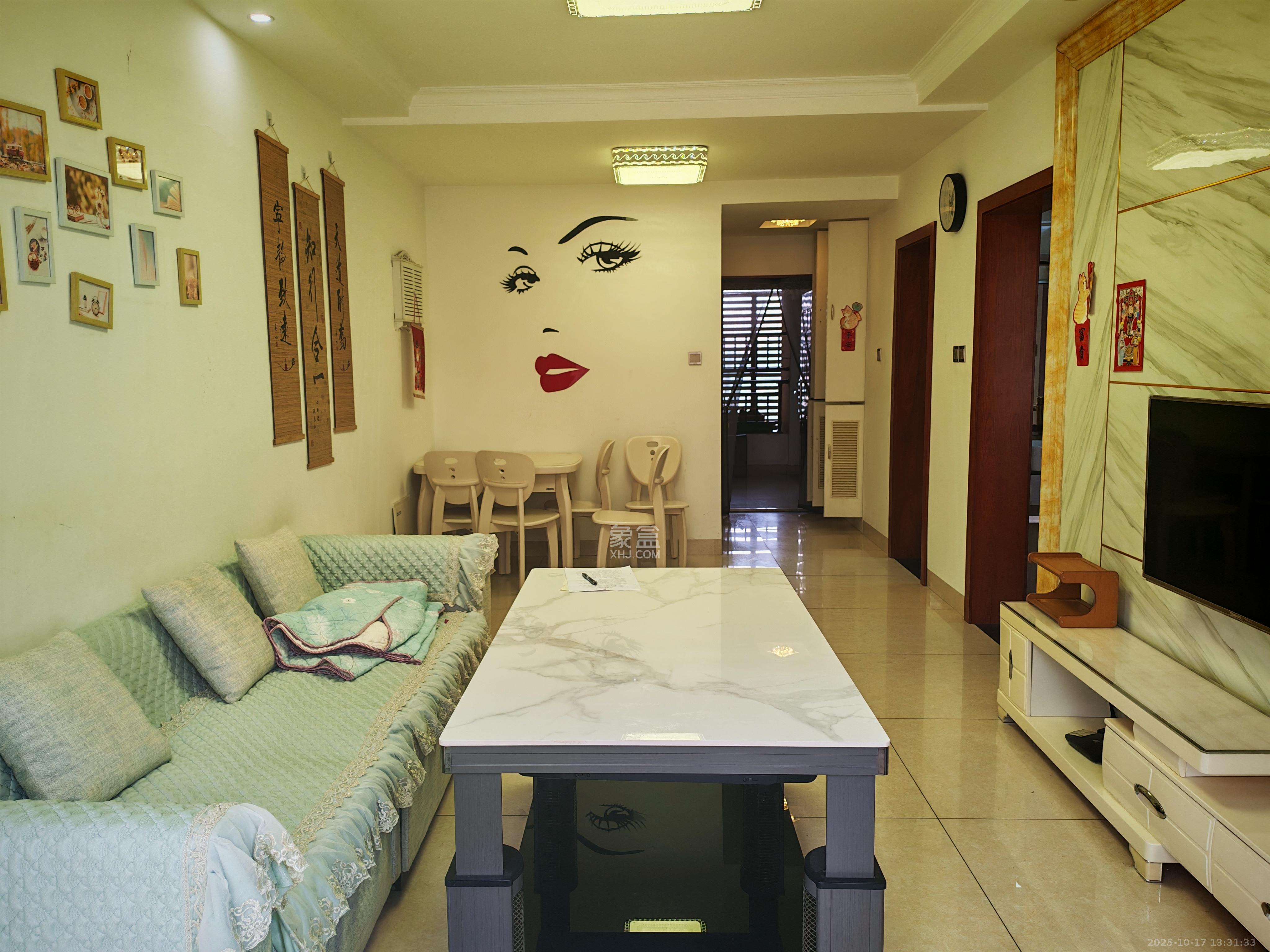 山语城三期  2室2厅1卫    1600.0元/月 山语城三期  2室2厅1卫    1600.0元/月室内图