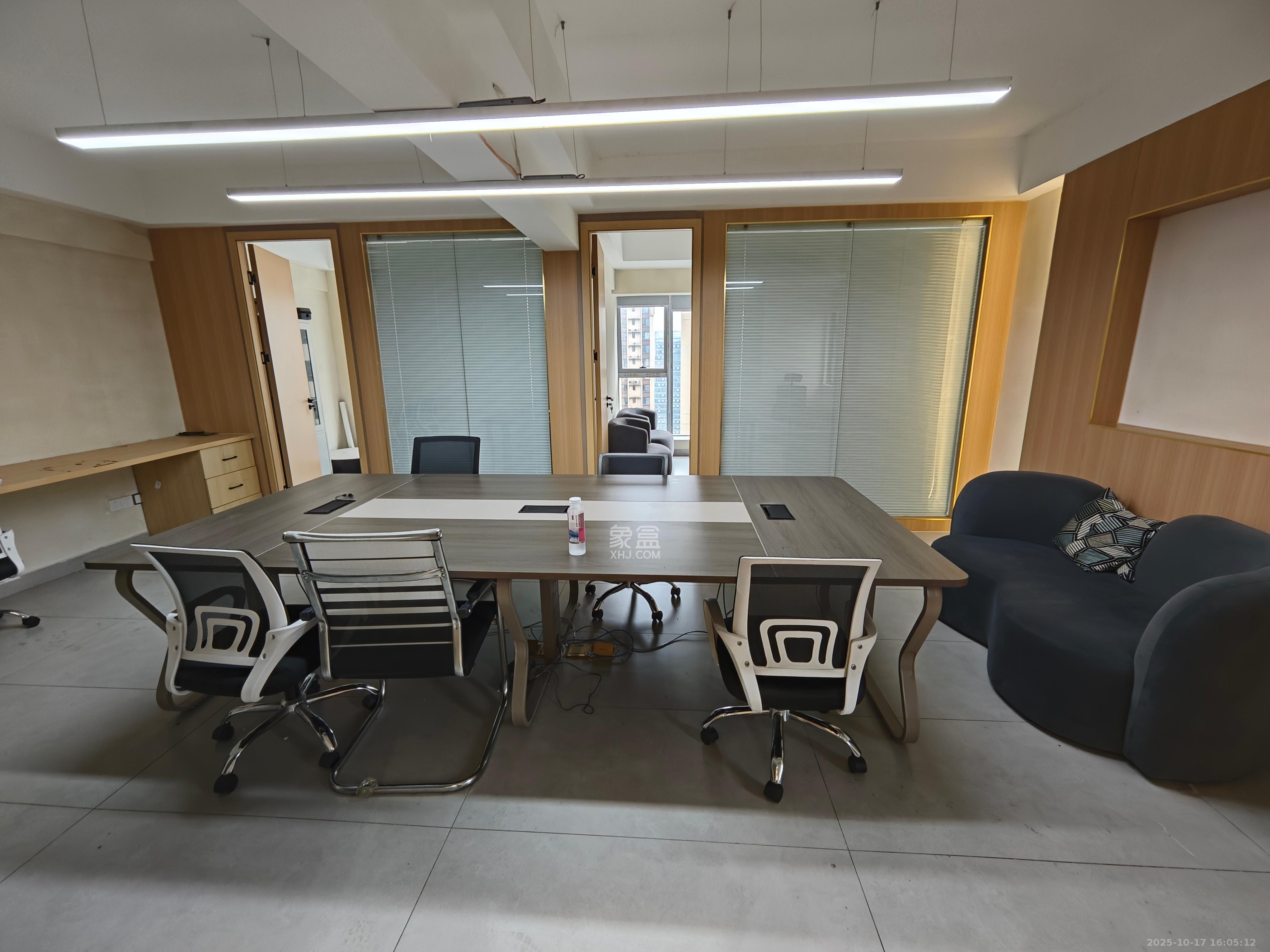 兰亭湾畔  1室1厅1卫    4900.0元/月室内图