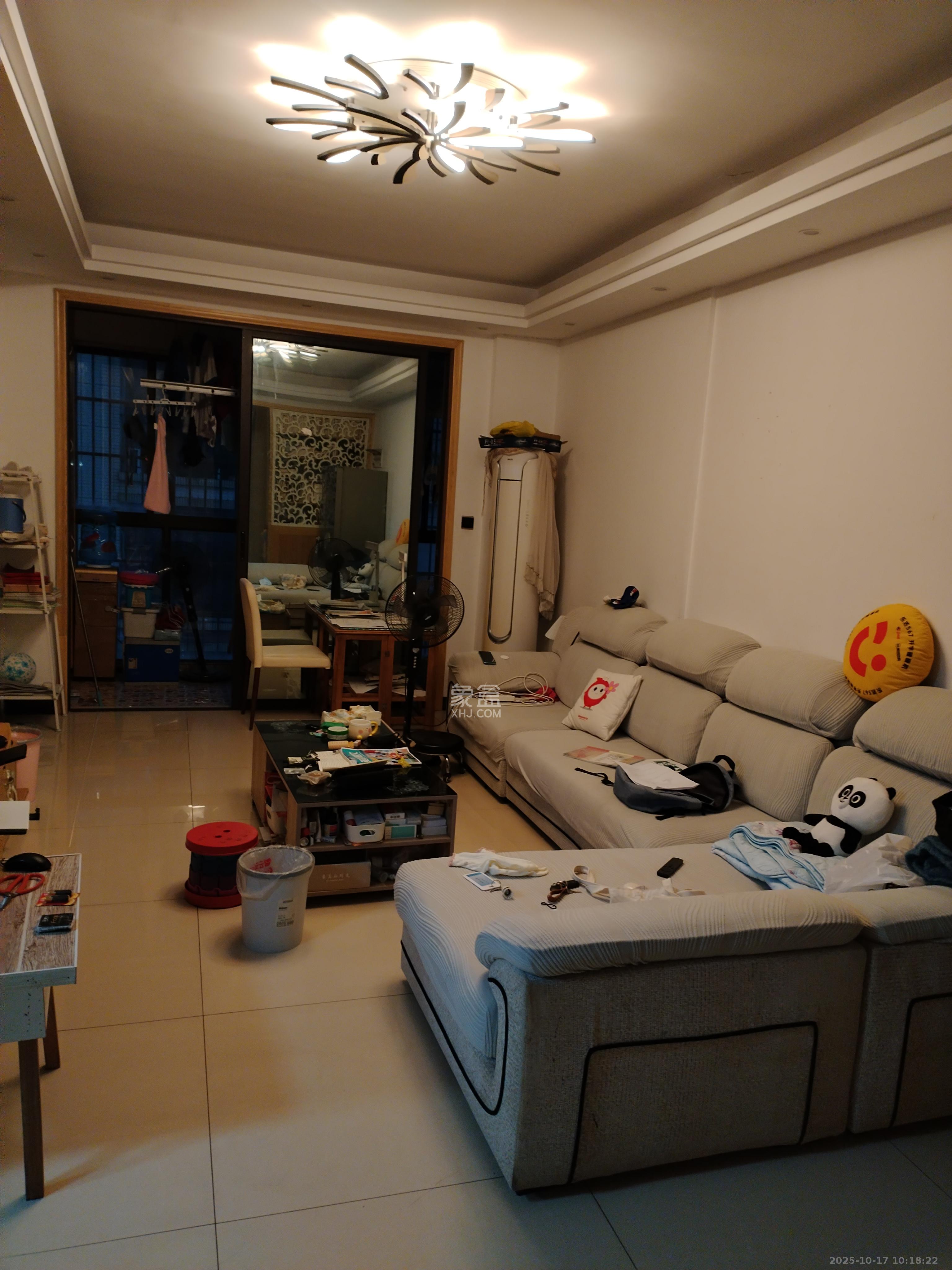 麓谷星辰  2室2厅1卫    2200.0元/月