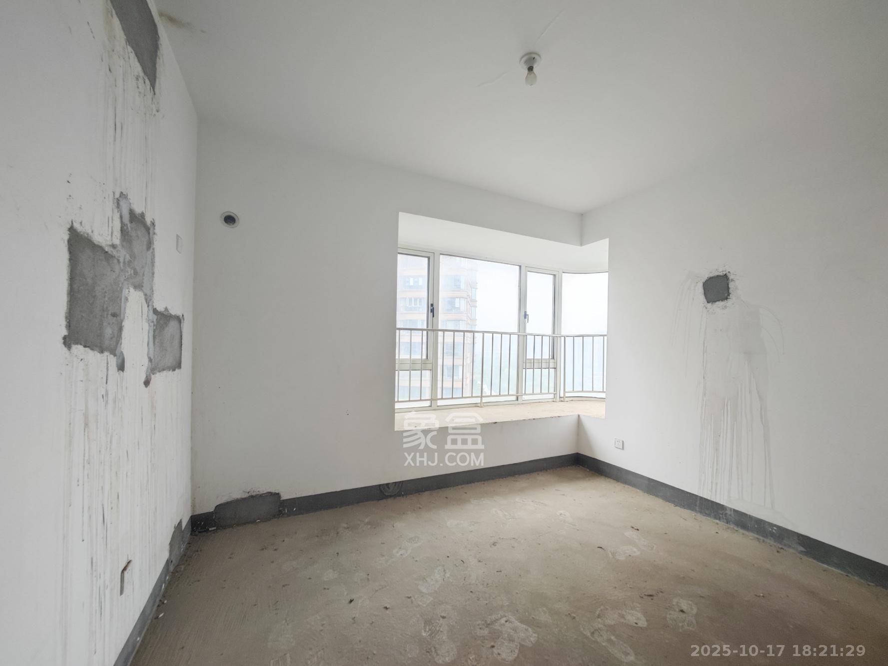 五矿万境水岸一期(万境水岸嘉苑)  3室2厅2卫    152.0万 五矿万境水岸一期(万境水岸嘉苑)  3室2厅2卫    152.0万卧室