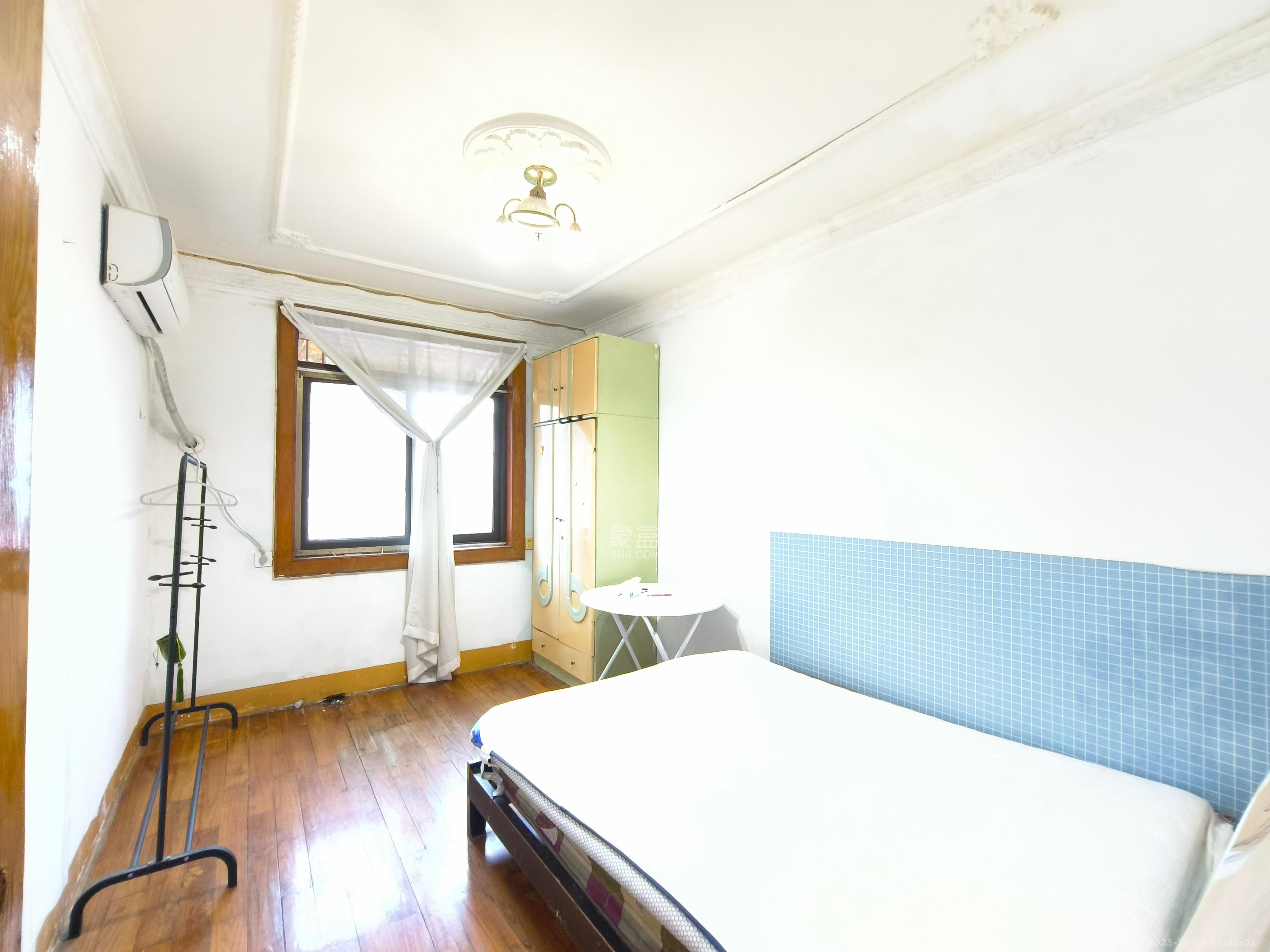 富雅坪社区（红墙巷）  2室1厅1卫    1800.0元/月室内图