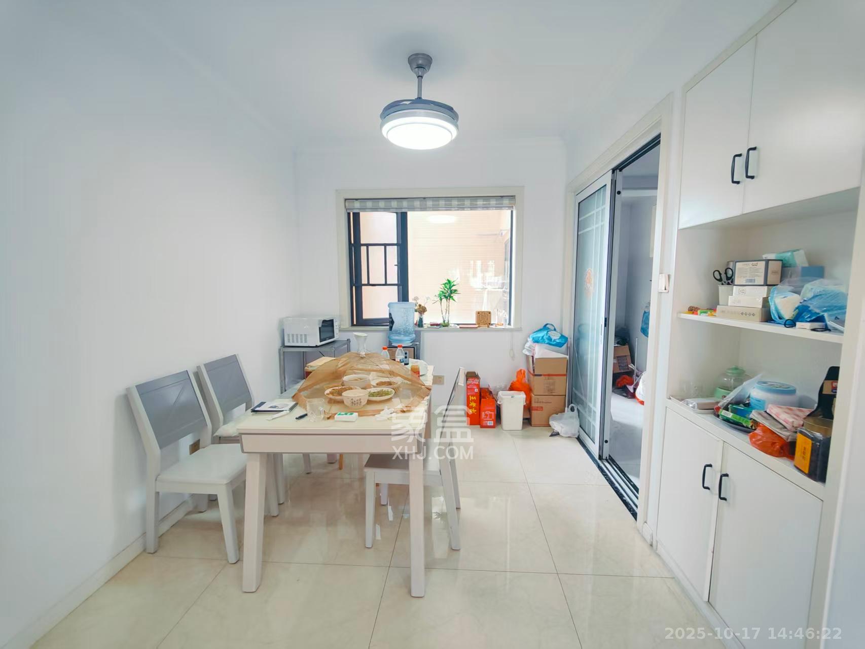 中建芙蓉嘉苑  3室2厅2卫    2800.0元/月 中建芙蓉嘉苑  3室2厅2卫    2800.0元/月室内图