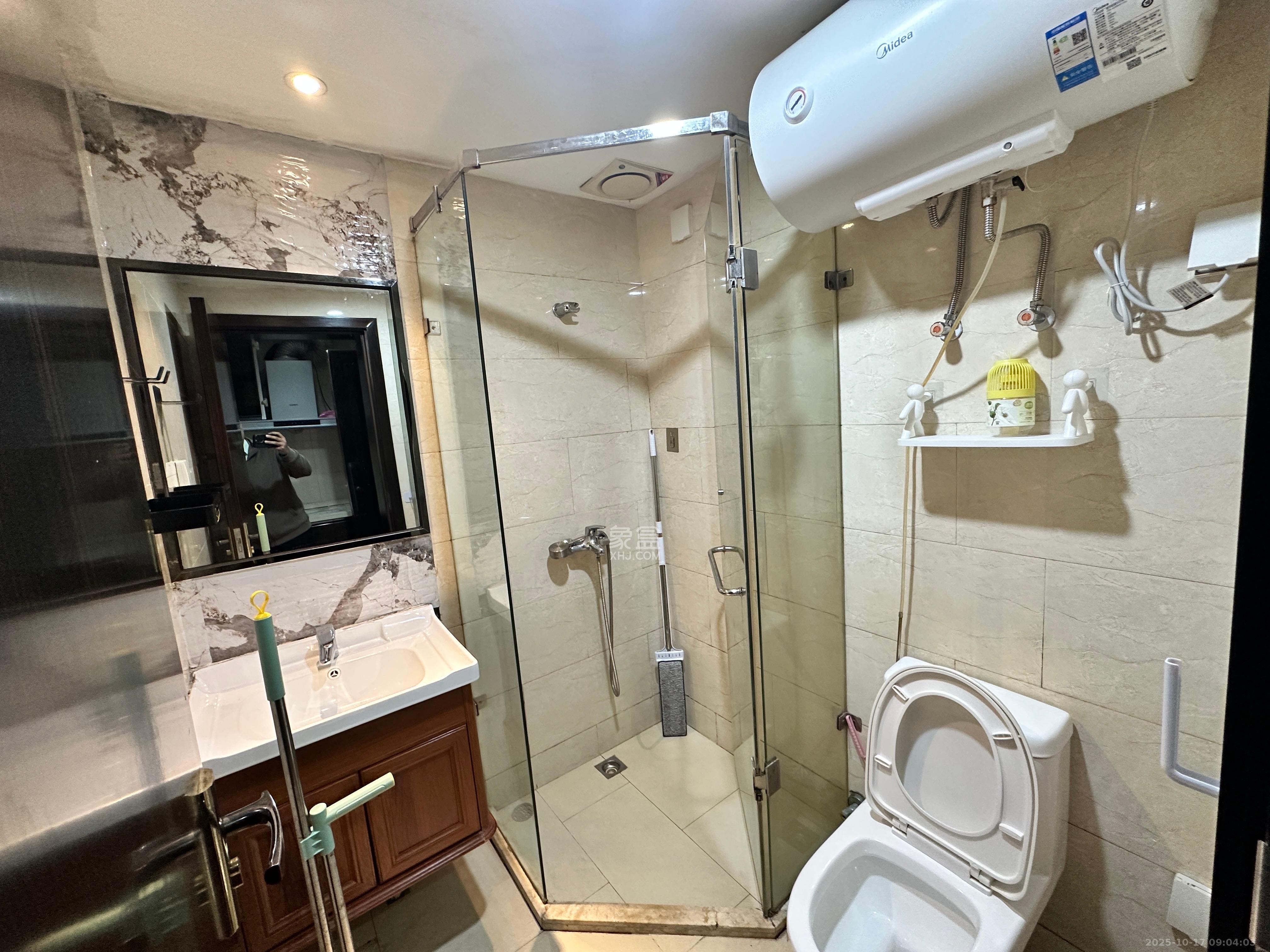 德思勤城市广场（宝格丽公寓）  1室1厅1卫    1600.0元/月室内图